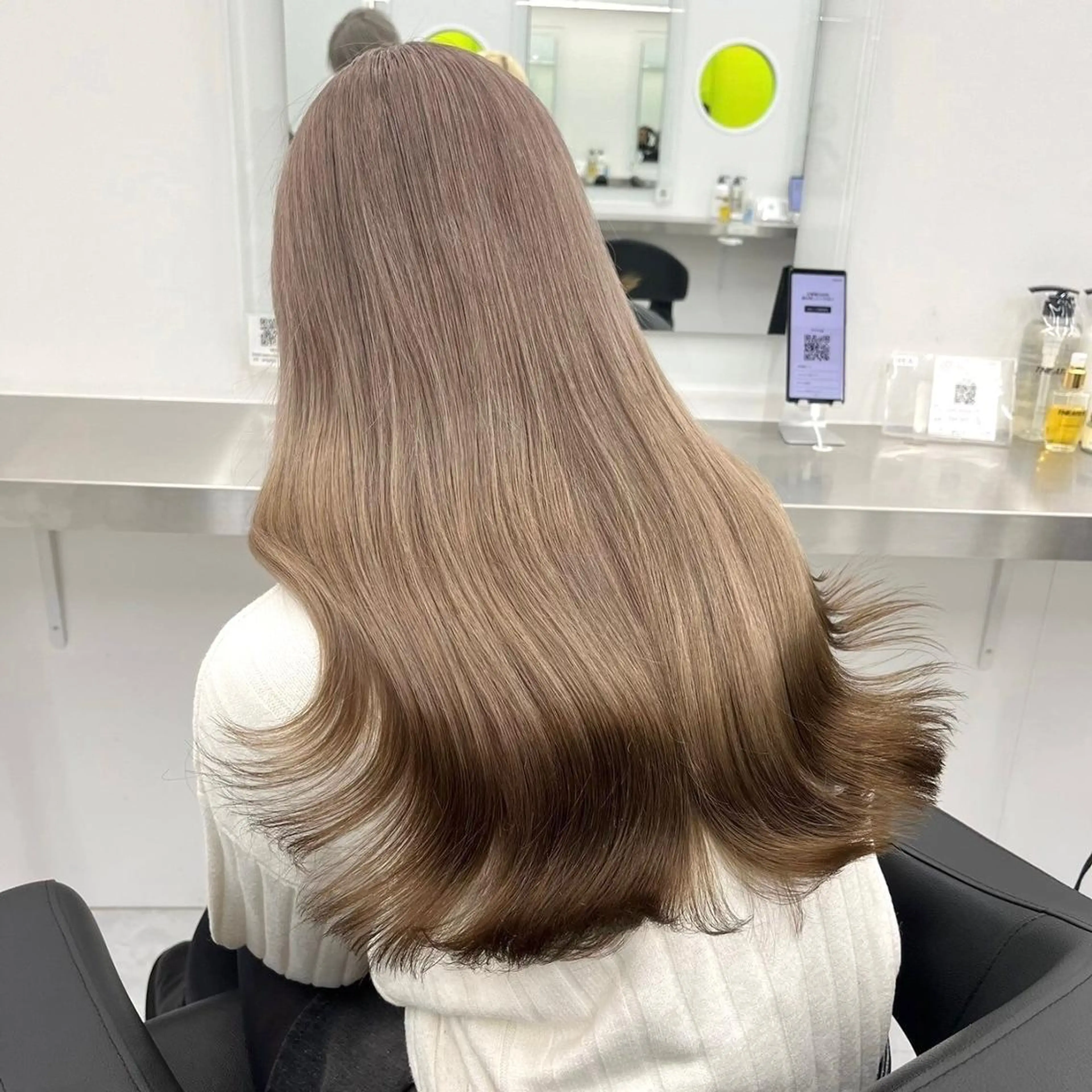 【ハイトーンにするなら！👱🏻‍♀️🪞💞】ブリーチありダブルカラー＋炭酸Spa＋オリジナルトリートメントの写真