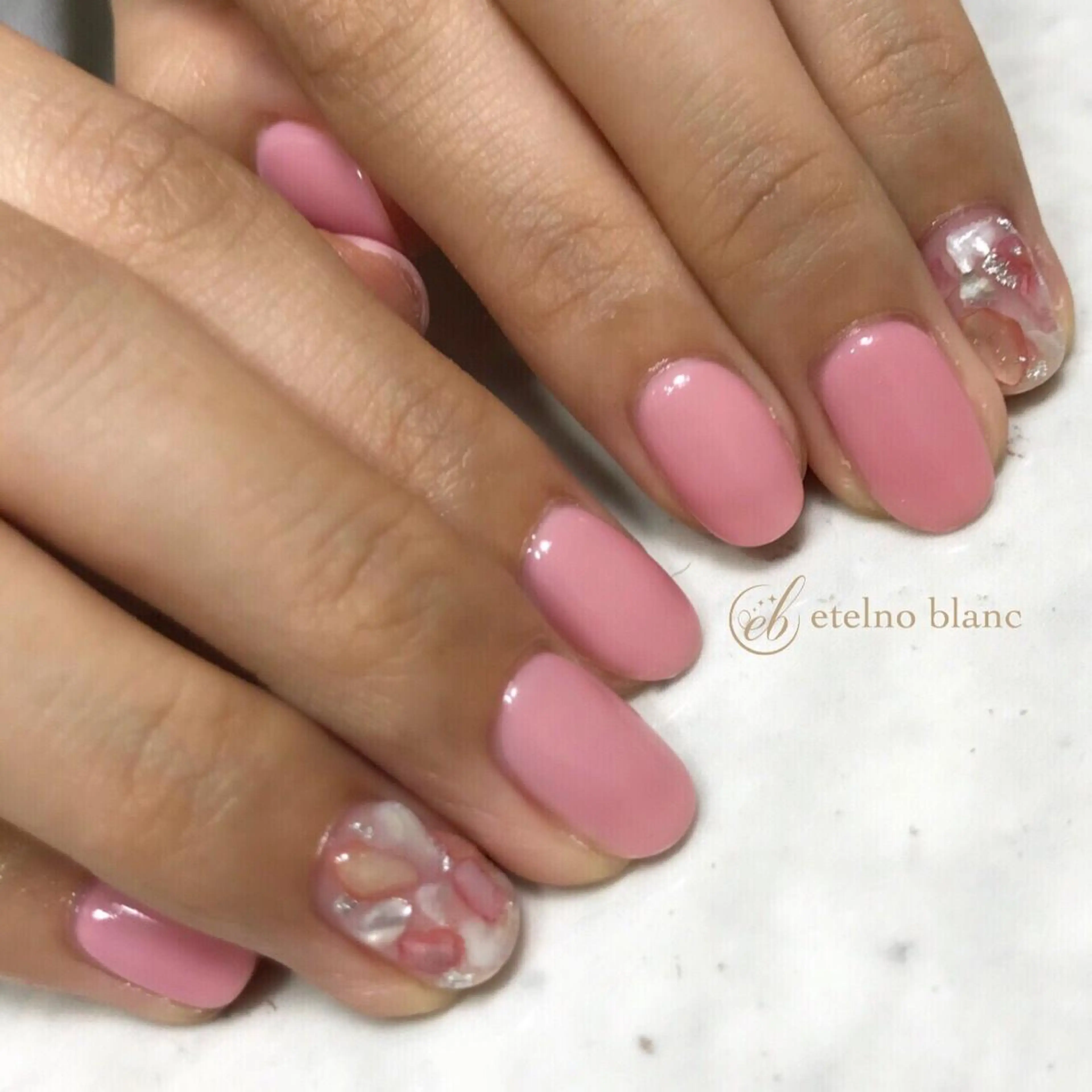 ネイル etelno blanc中目黒のネイルデザイン