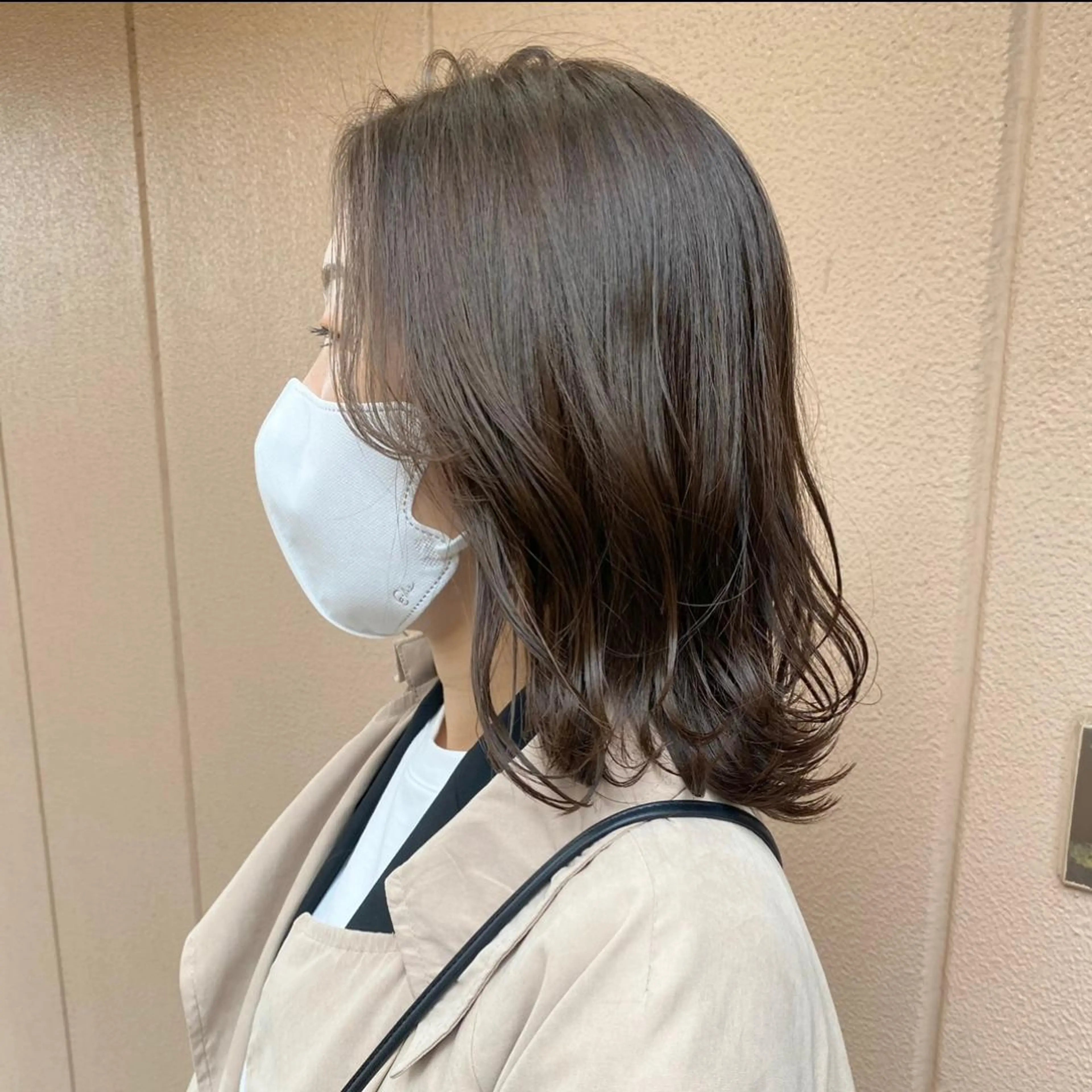 ミディアム カット ヘアカラー トリートメント 丸岡 美穂のヘアスタイル