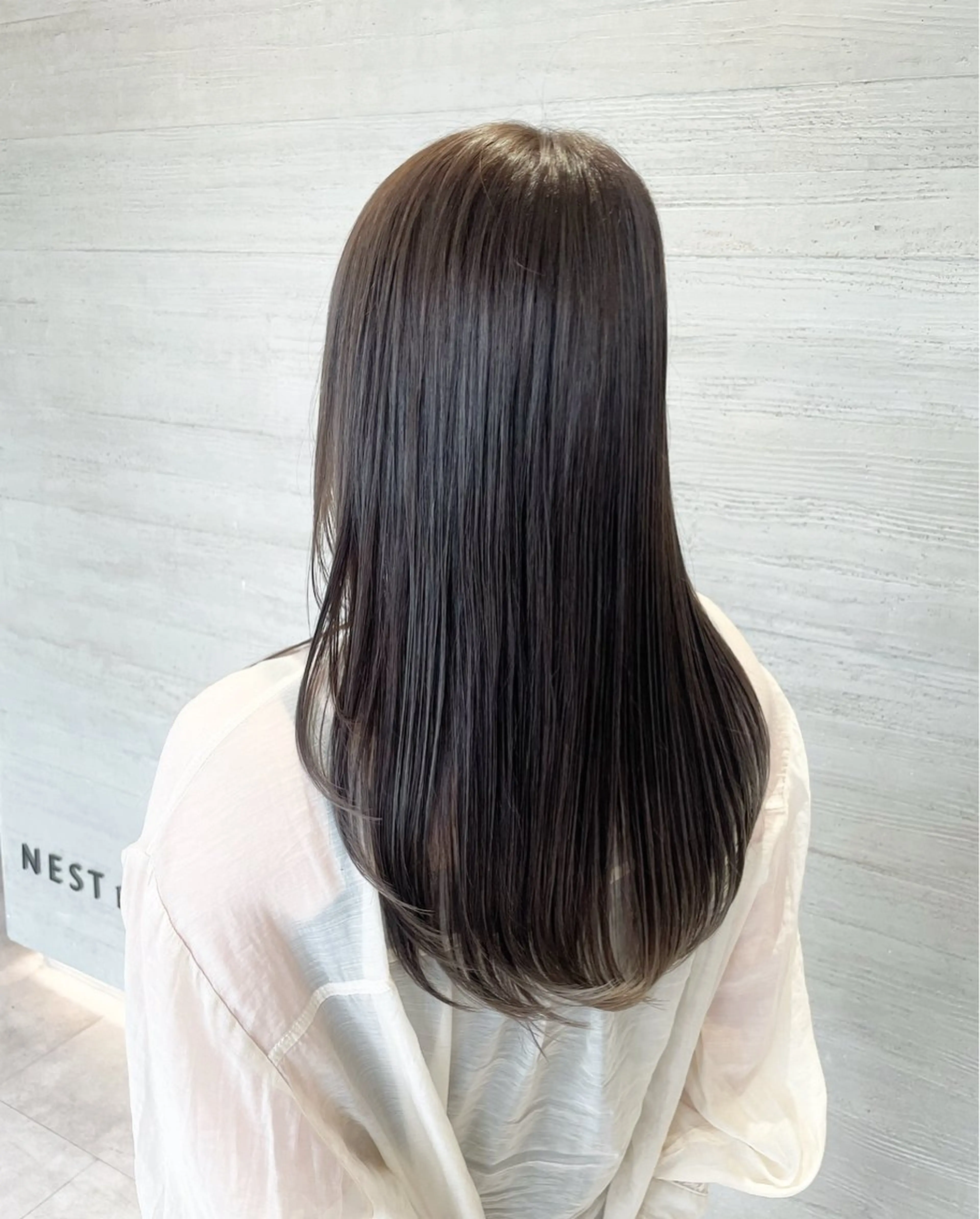 ロング カット ヘアカラー NEST by chord （ネストバイコード）所属・🤍関根 朋香🤍のヘアスタイル