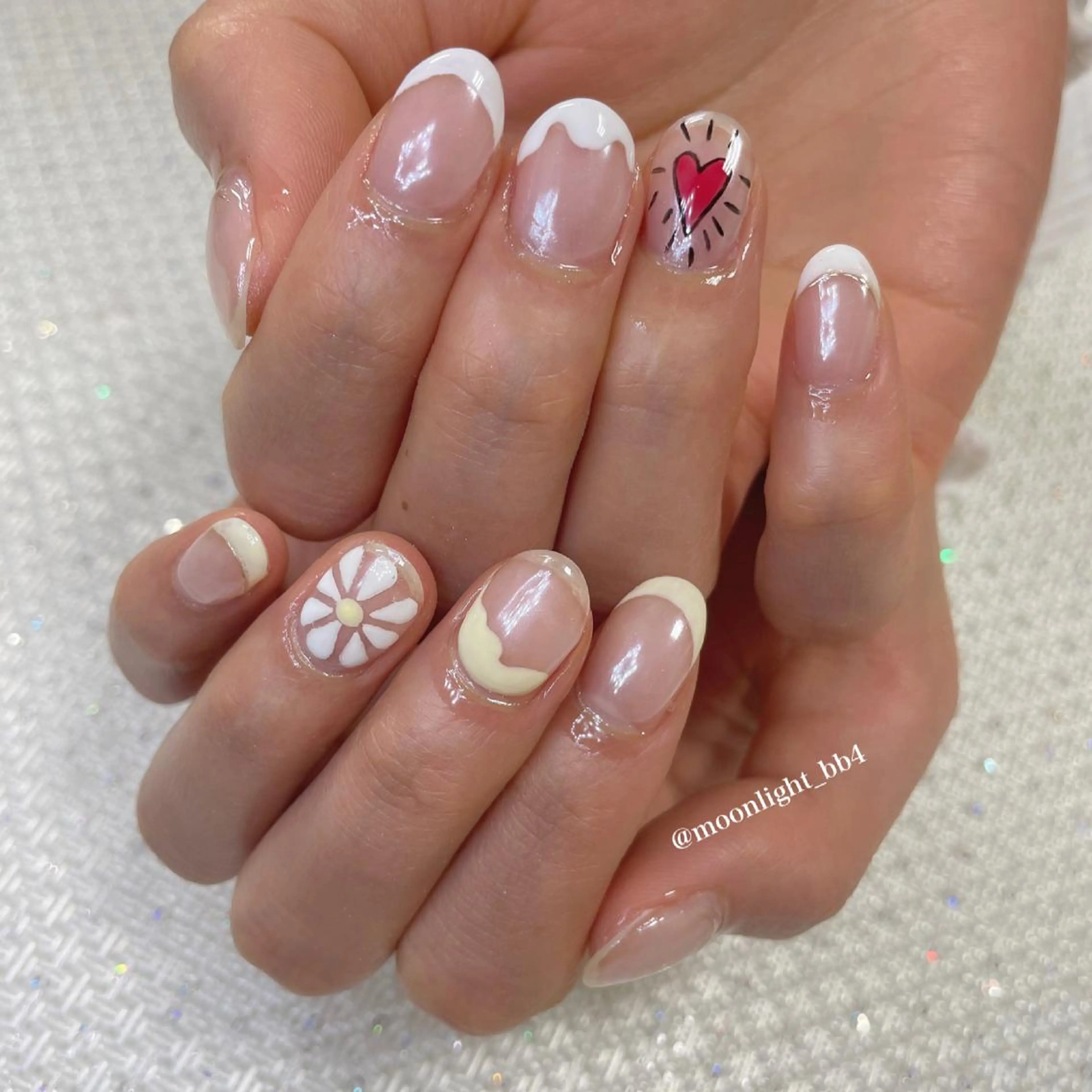 ネイル ハンドネイル MoonLight MIHOのネイルデザイン