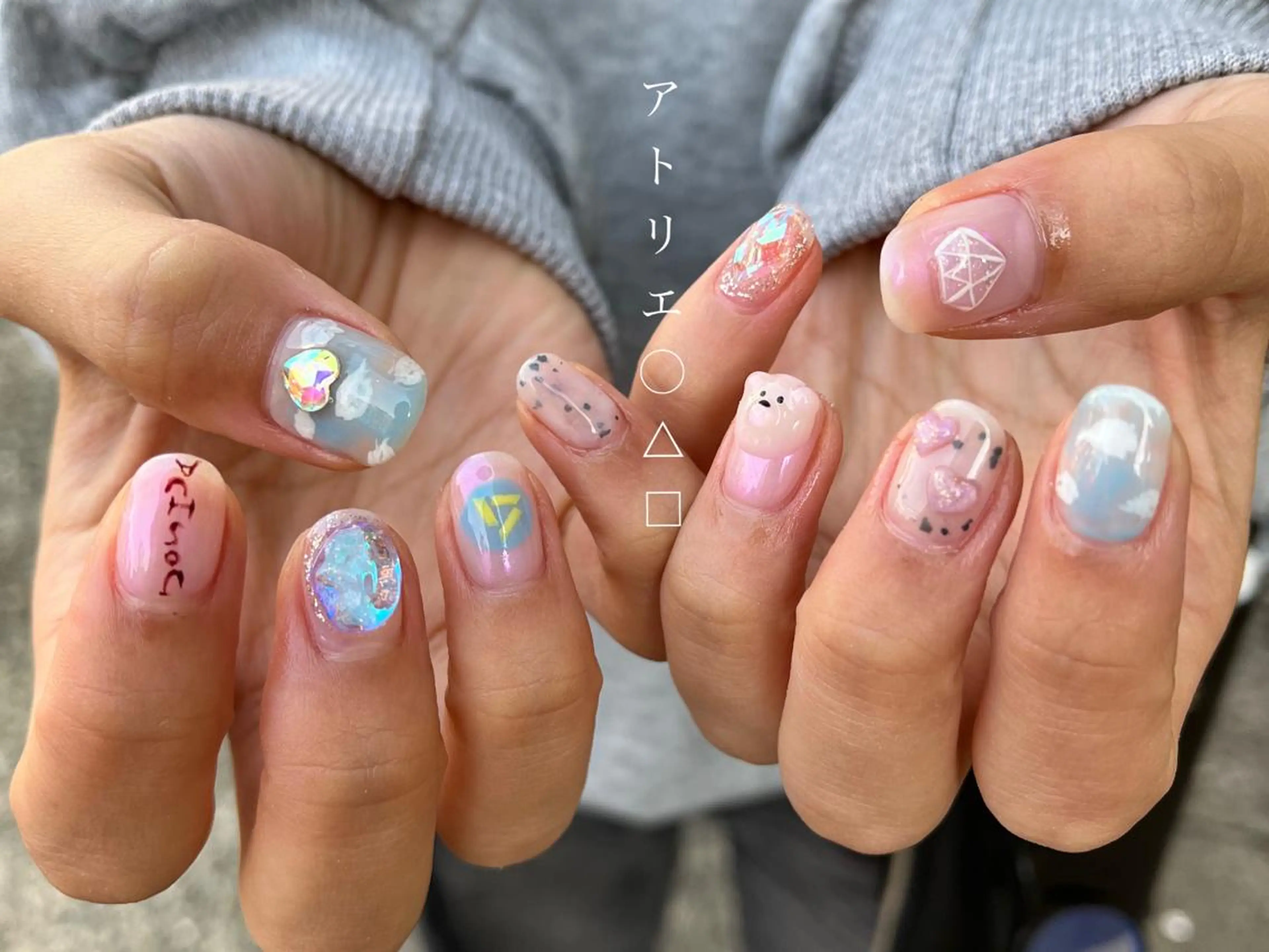 ネイル アートネイル ハンドネイル アトリエ ○△□のネイルデザイン