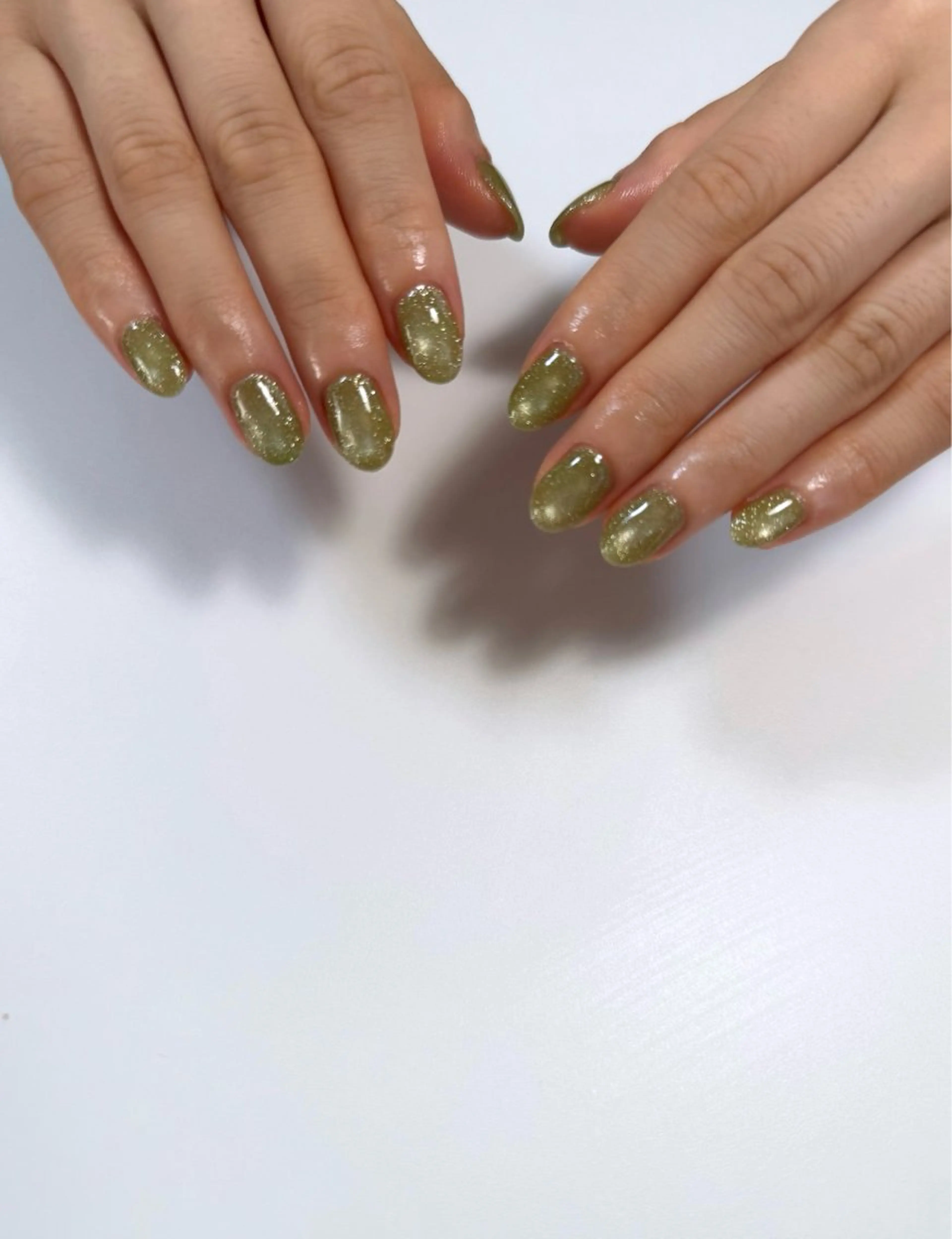 ミディアム ハンドネイル alumu所属・柳瀬 亜未のネイルデザイン