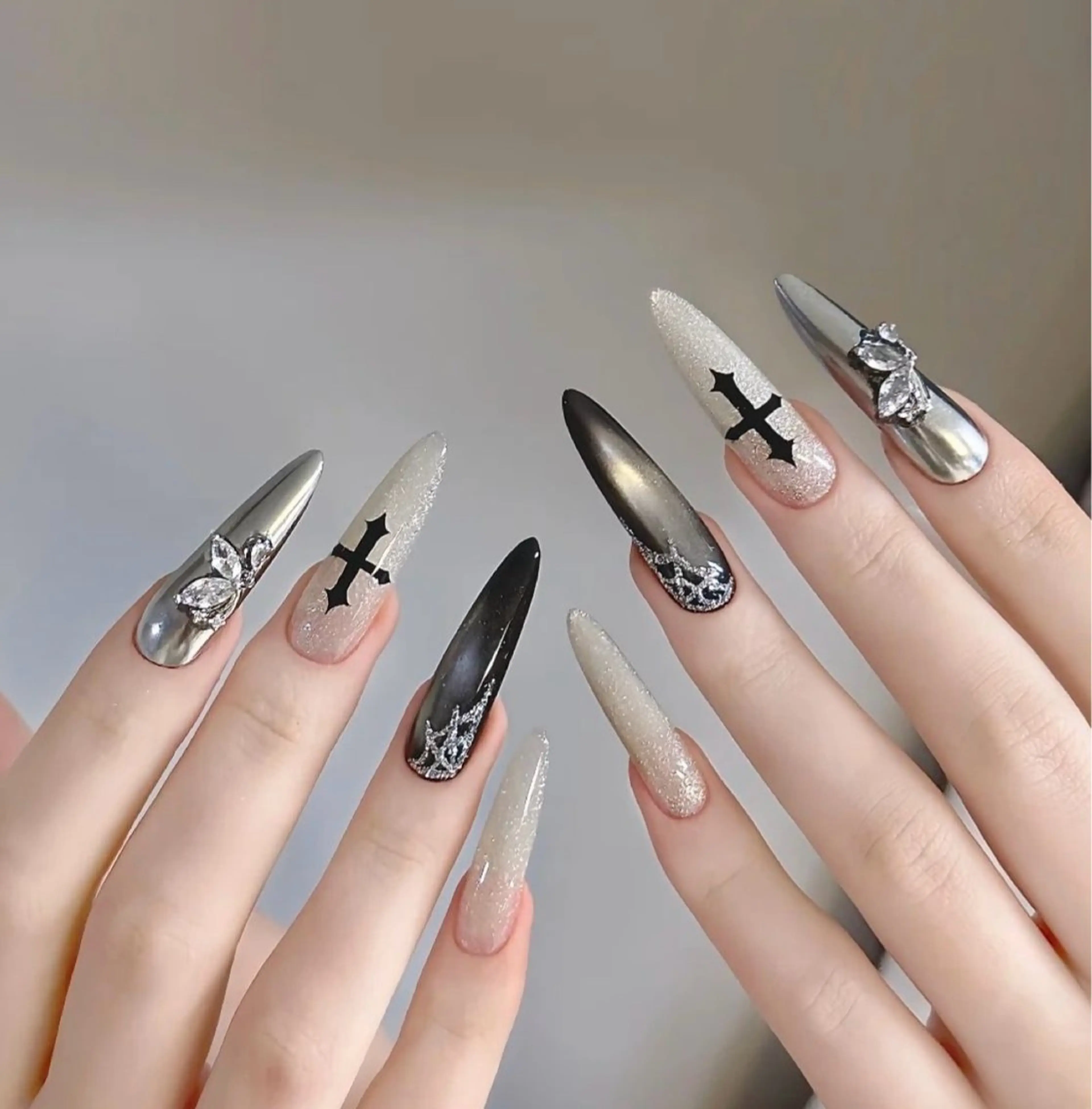 ネイル アートネイル フットネイル フレンチネイル ジェルネイル 韓国ネイル ハンドネイル フットネイル ハンドケア Kawaii Nail Salon所属・Kawaii-jp Tomisatoのネイルデザイン