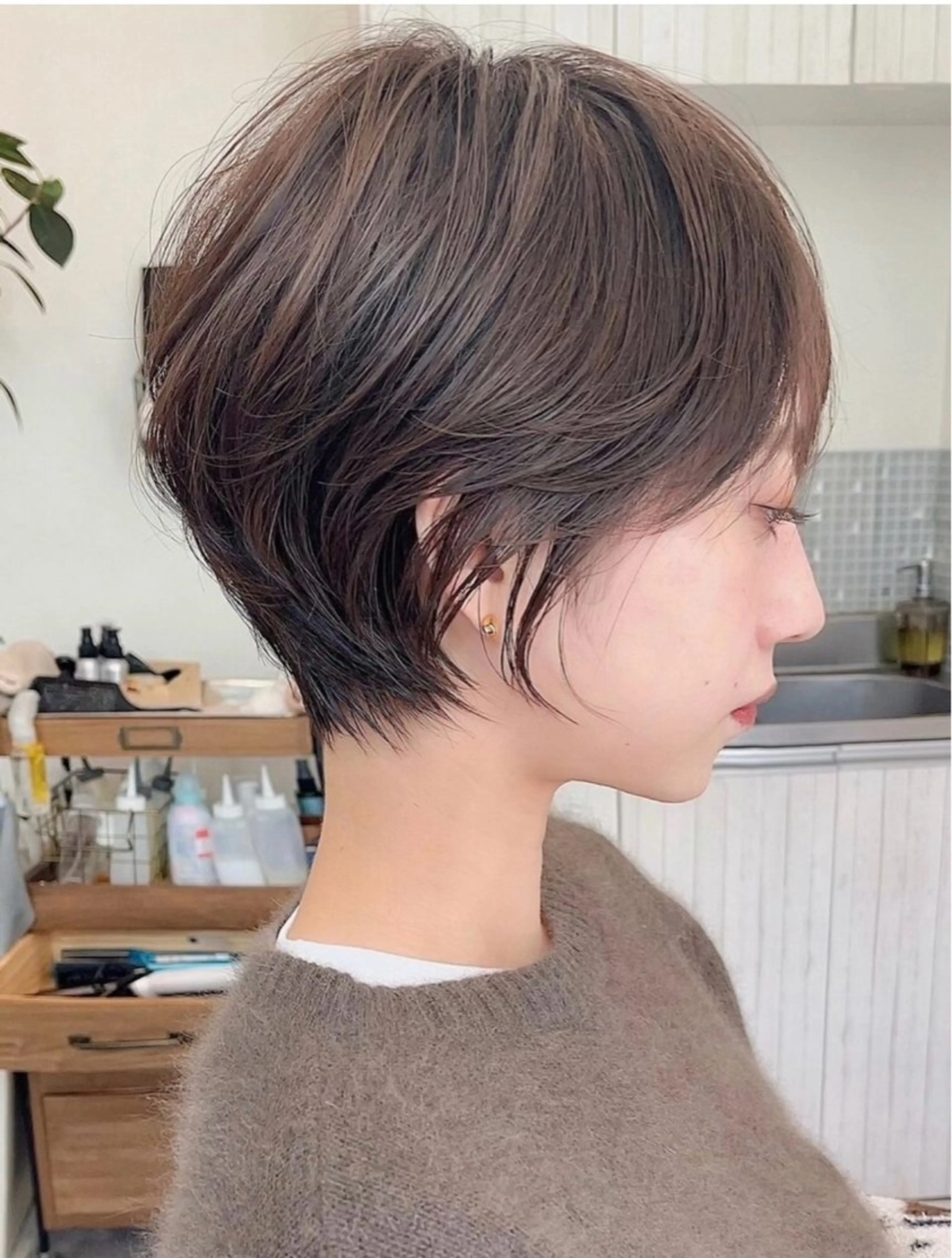 ショート ショートボブ ボブ かきあげバング 髪質改善 オン眉 i.Ehime所属・i.Ehime💫 齋藤  あつきのヘアスタイル