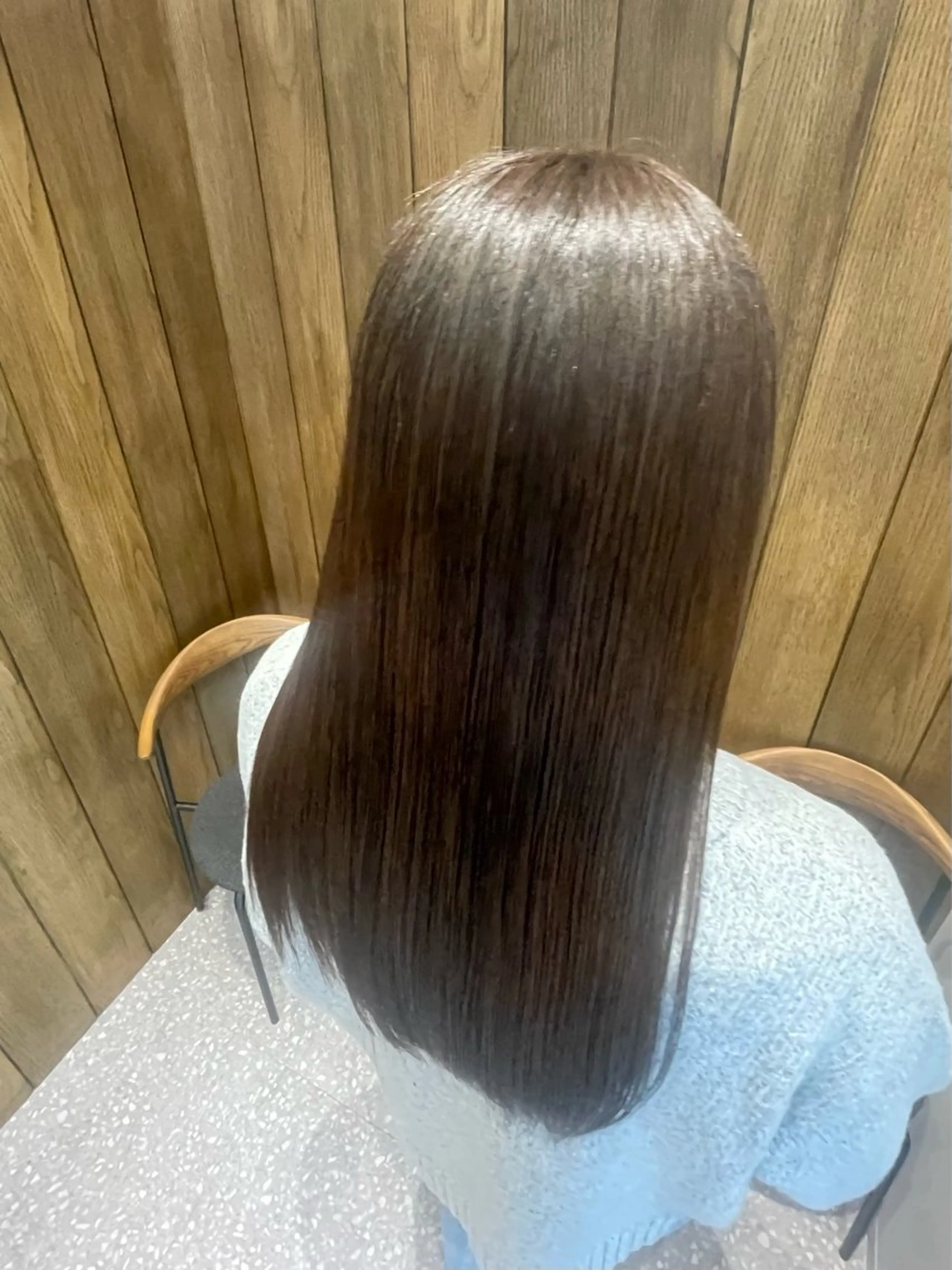 ロング カット 縮毛矯正 トリートメント 荒木 理緒のヘアスタイル