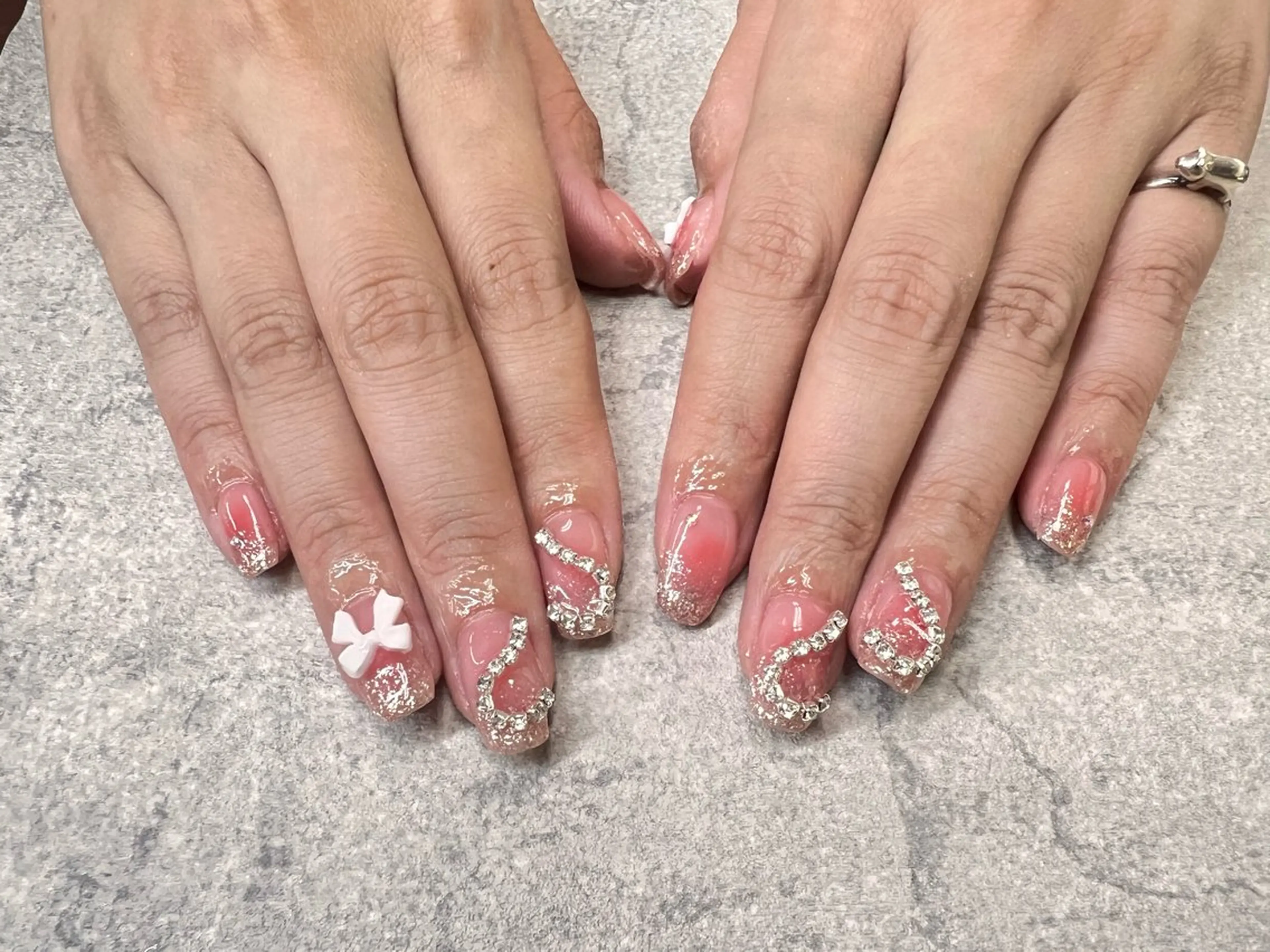 ネイル チークネイル Cosmos Nail所属・222Nail [稲田さやか]のネイルデザイン