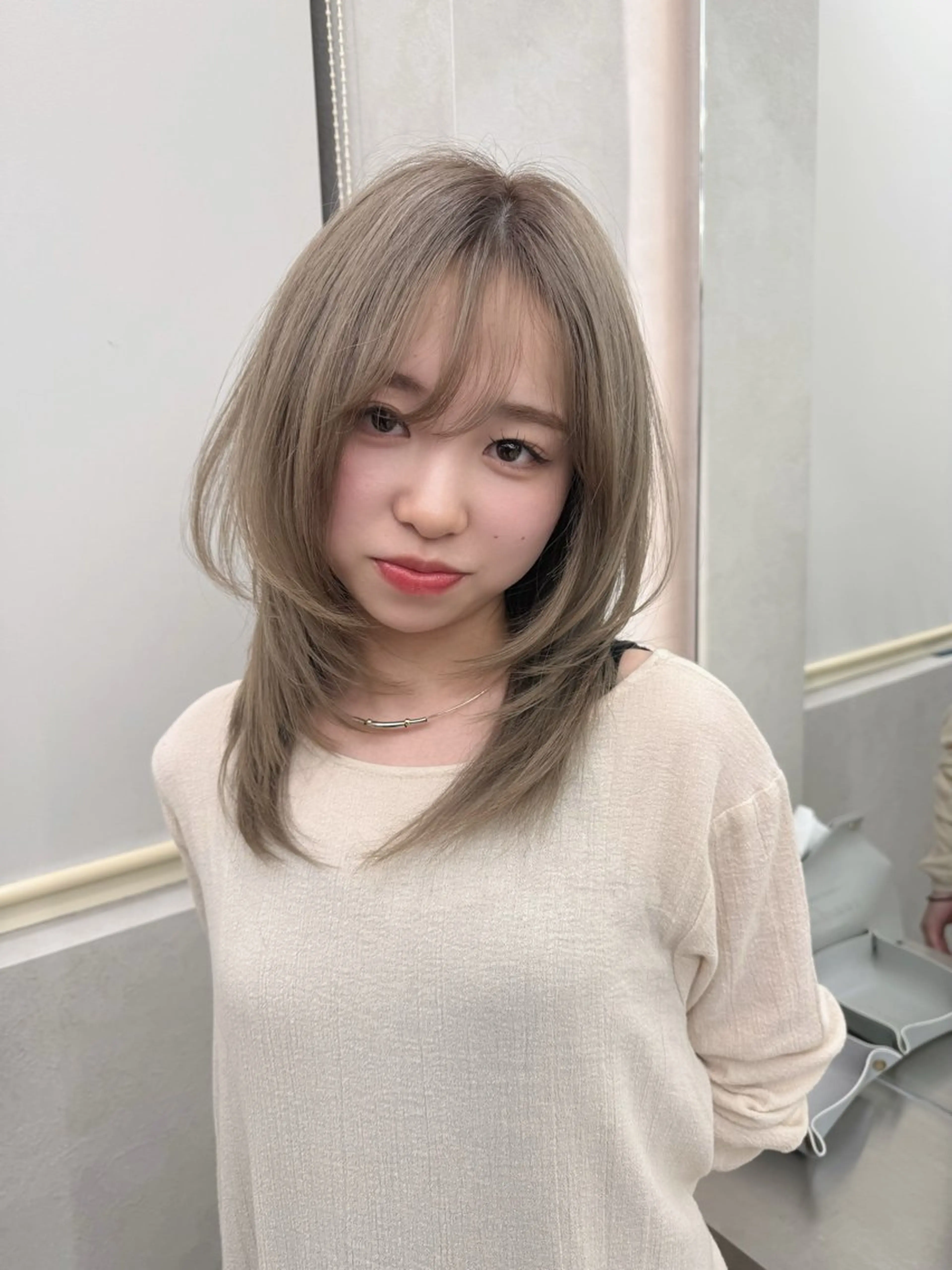 ミディアム ミディアムレイヤー 韓国風ヘア レイヤーカット 髪質改善×韓国ヘアサロン Role博多【ロール】所属・✨-10歳ヘア を叶える✨山下遥のヘアスタイル