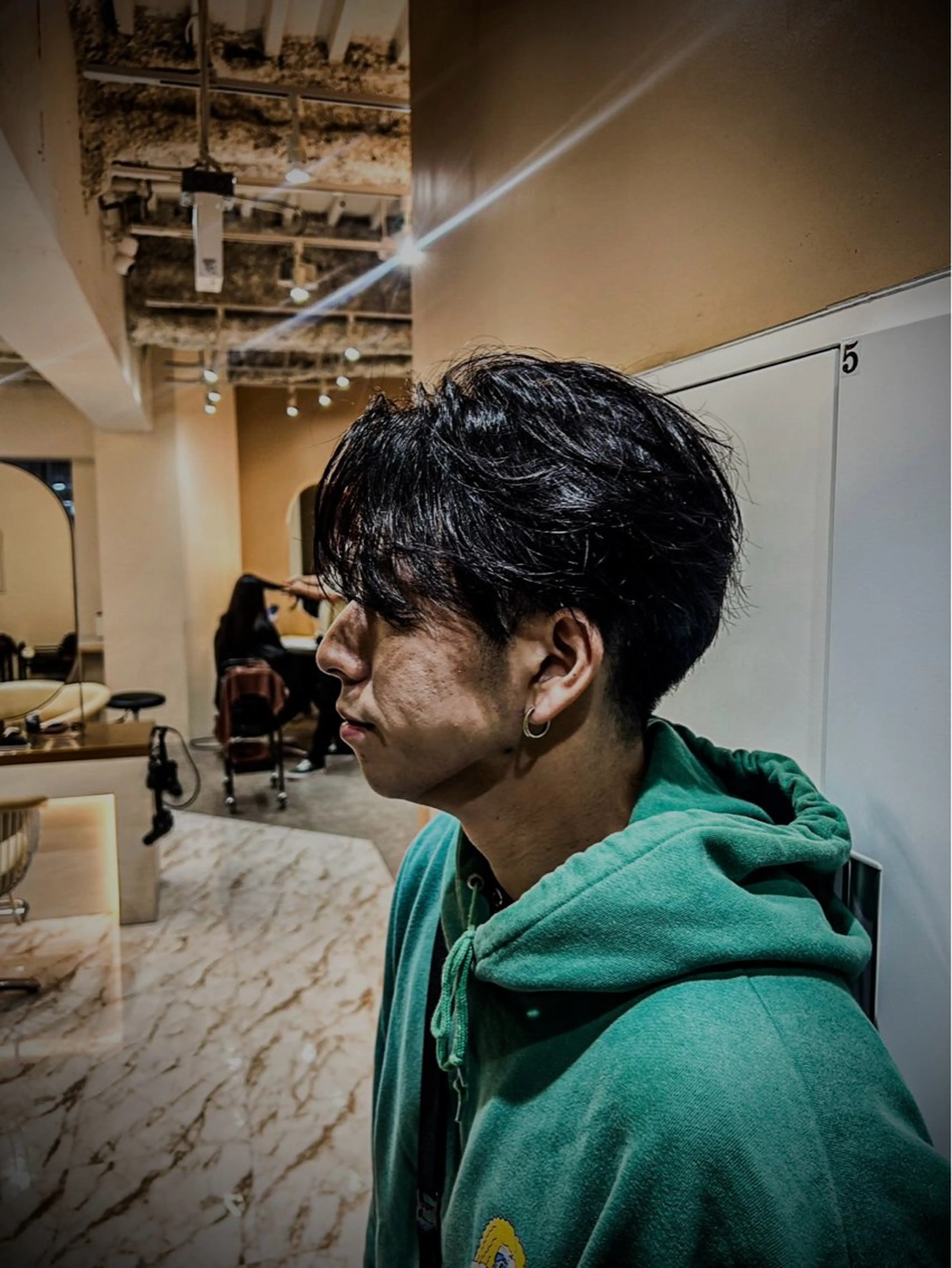 ミディアム カラー パーマ メンズ カット ヘッドスパ 🏆ハッシュカット× 髪質改善🏆カイトのヘアスタイル