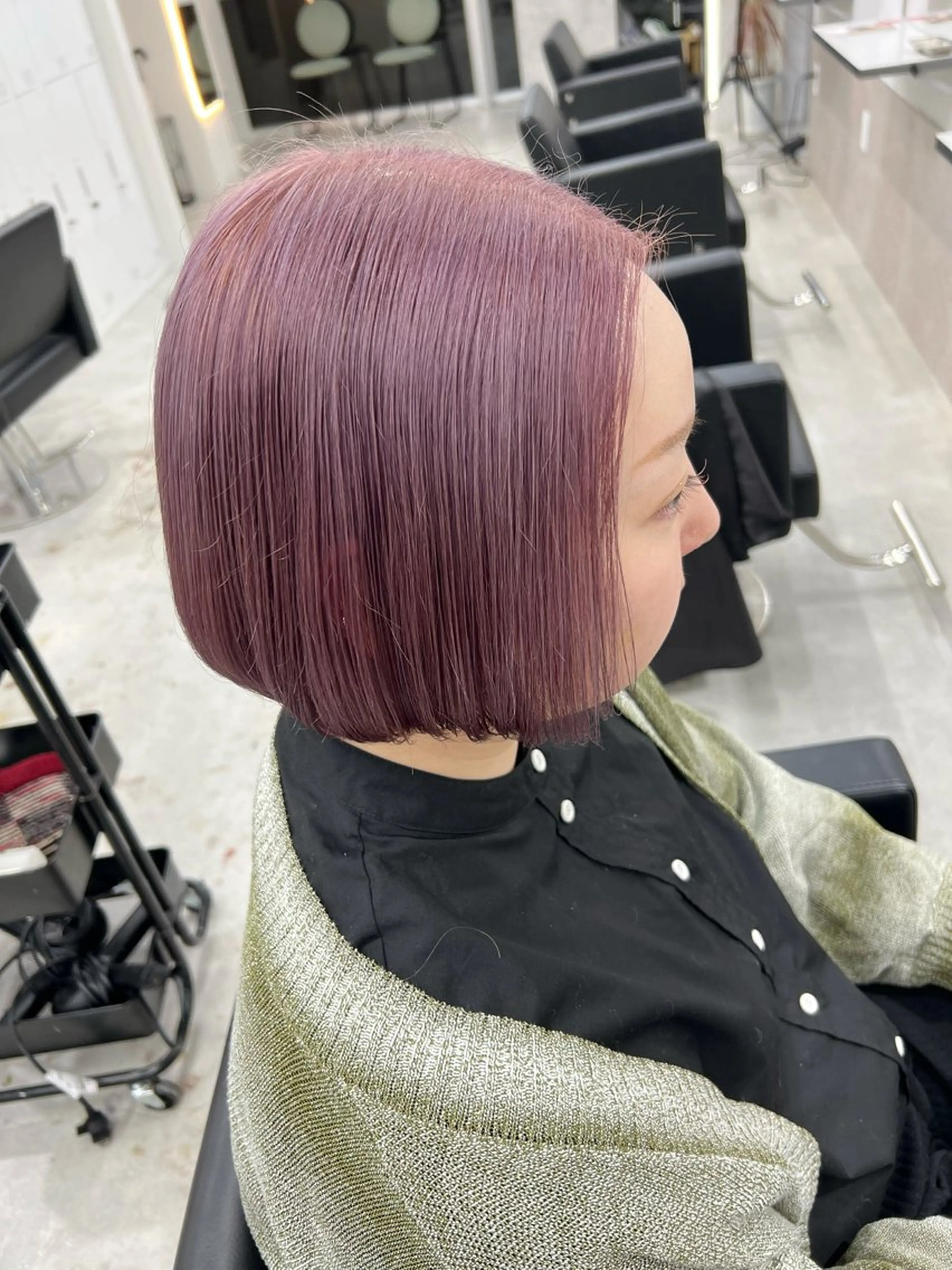 カラー ヘアカラー maya レイヤーカットのヘアスタイル