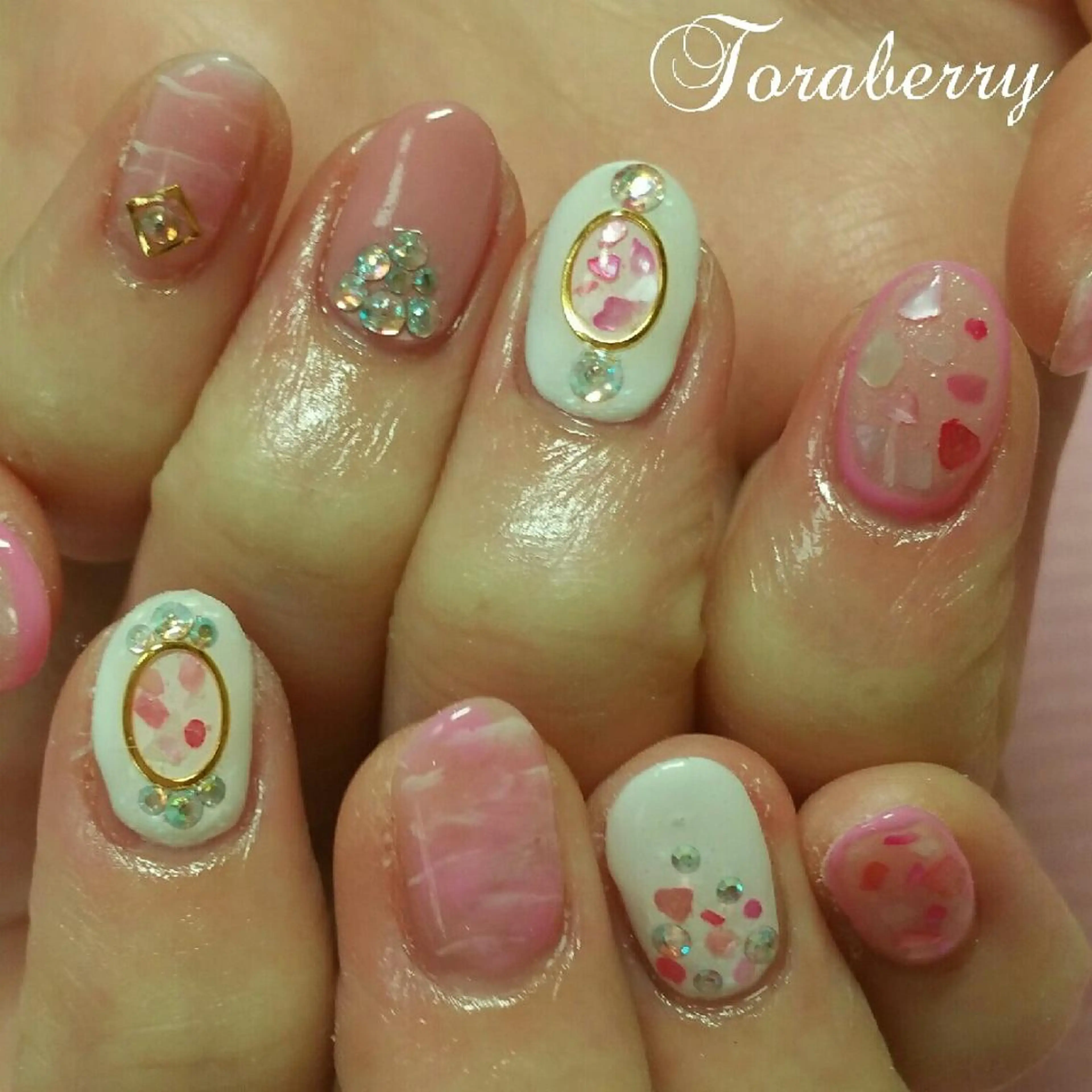 ネイル 持ち込み ネイリスト なつみのネイルデザイン