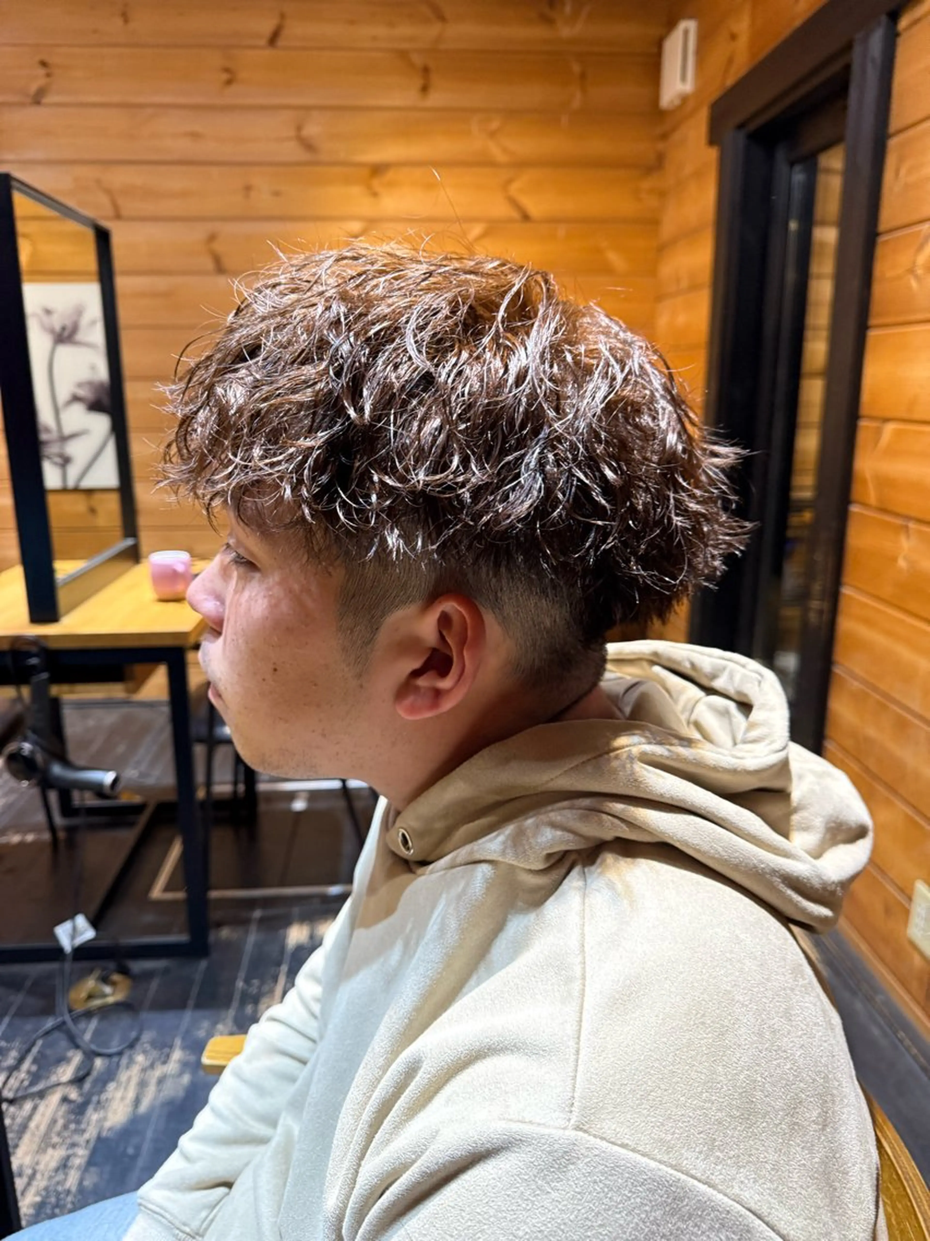 パーマ メンズ 古賀 雄大のヘアスタイル