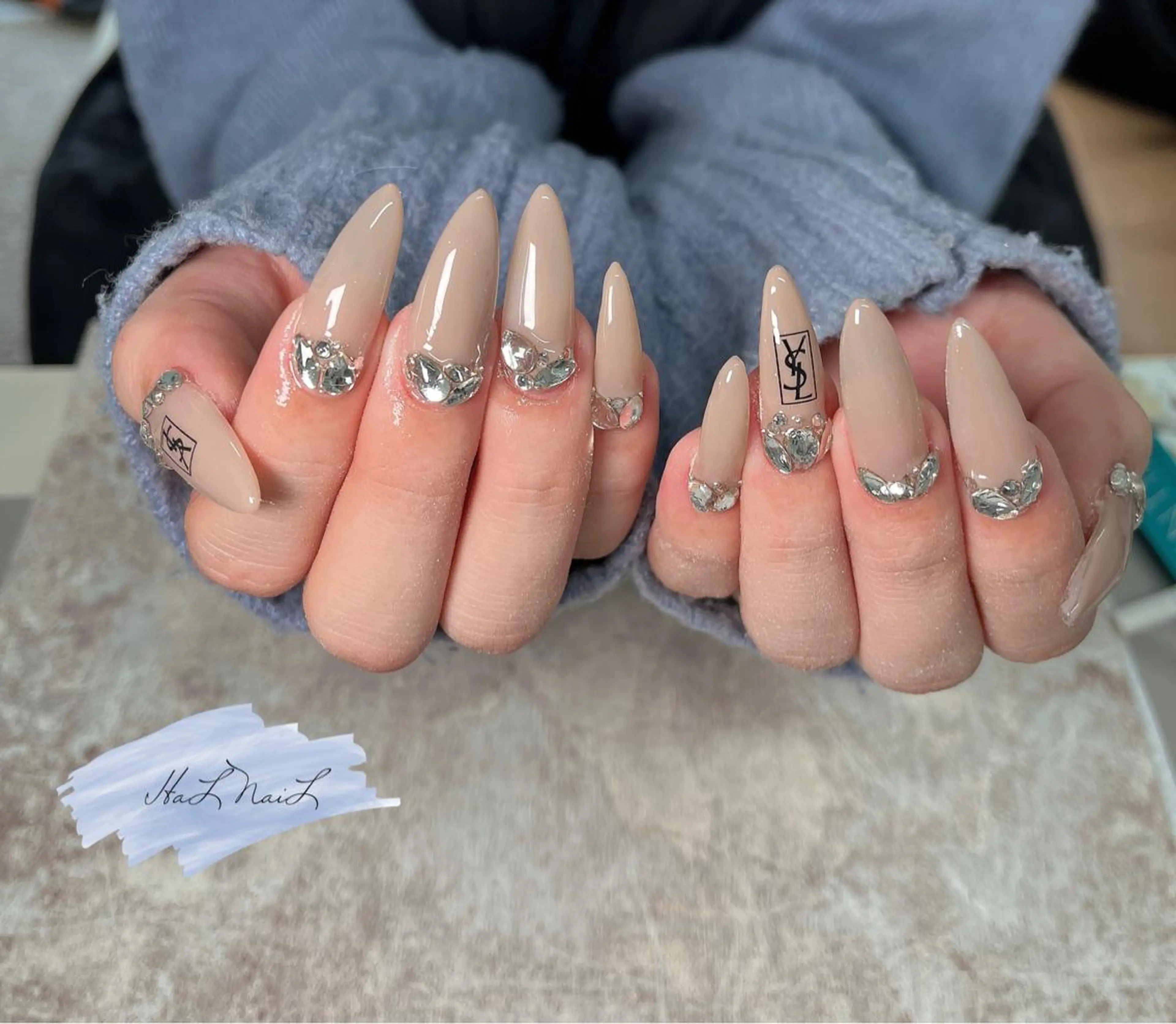 ネイル ハンドネイル HaL NaiLのネイルデザイン