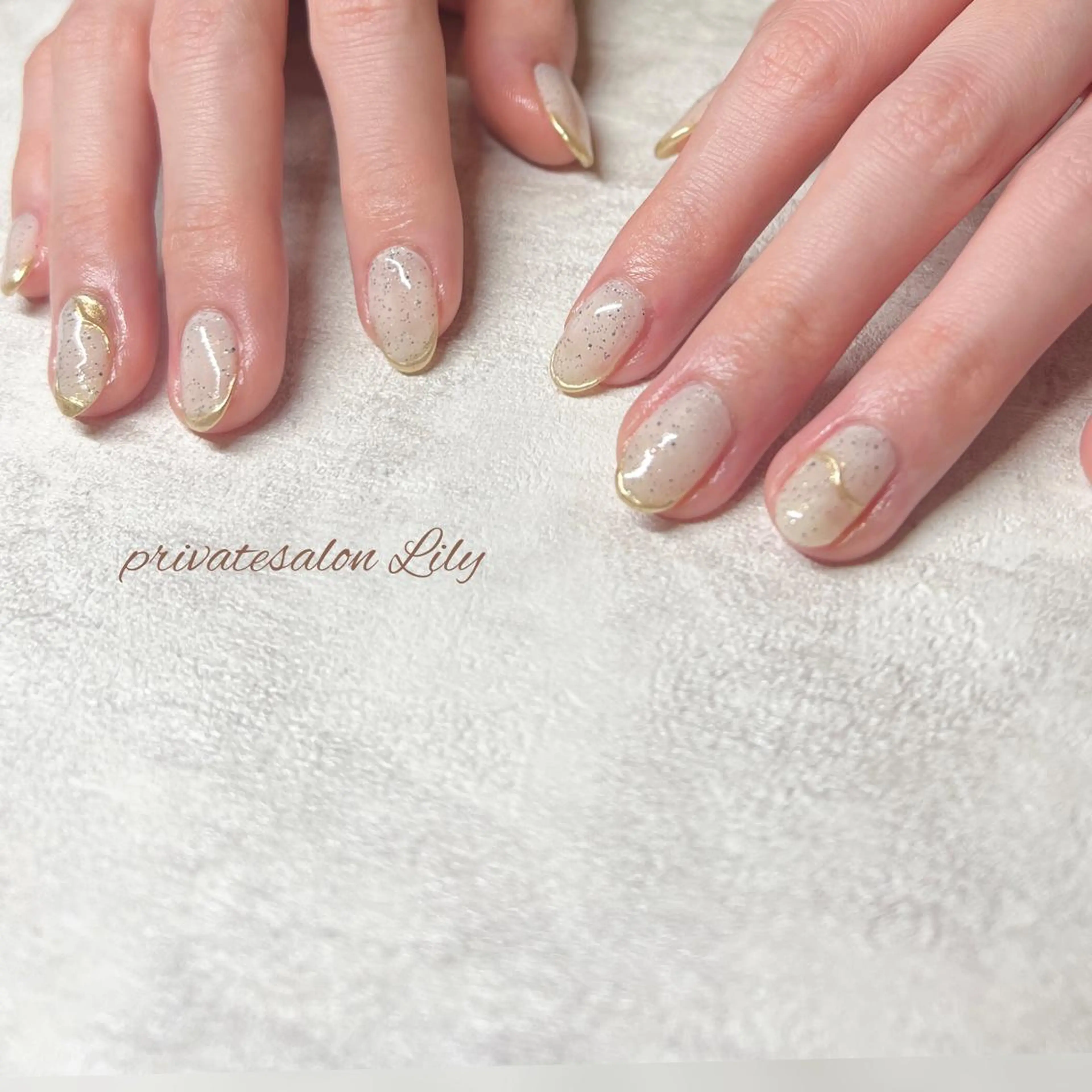 ネイル ミラーネイル ハンドネイル salon Lilyのネイルデザイン