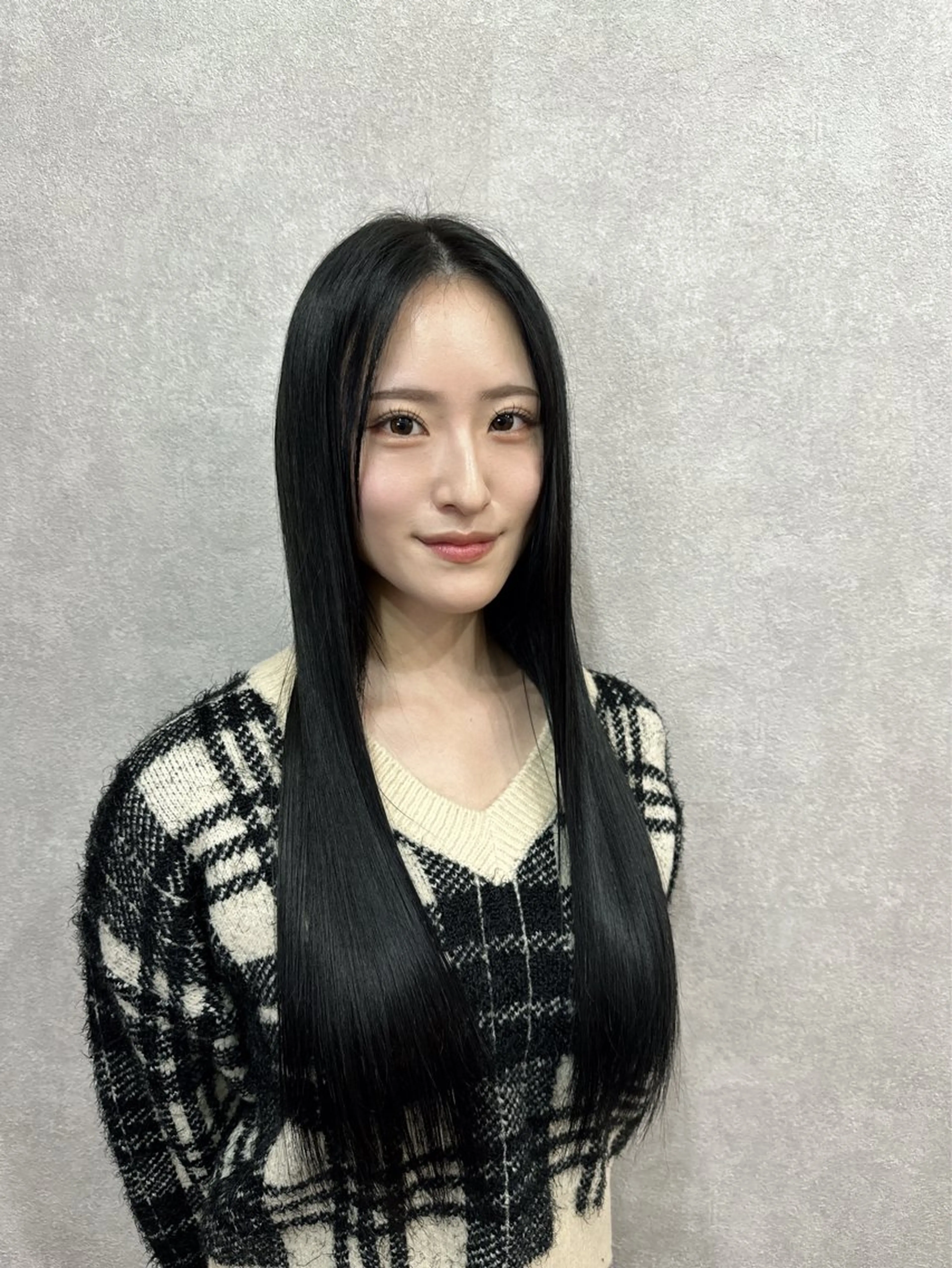 セミロング カラー パーマ ヘアアレンジ メンズ キッズ メンズブリーチ メンズ韓国風 メンズウルフカット ベージュカラー 黒髪 🌈髪質改善TR 艶カラーユウダイ🌈のヘアスタイル