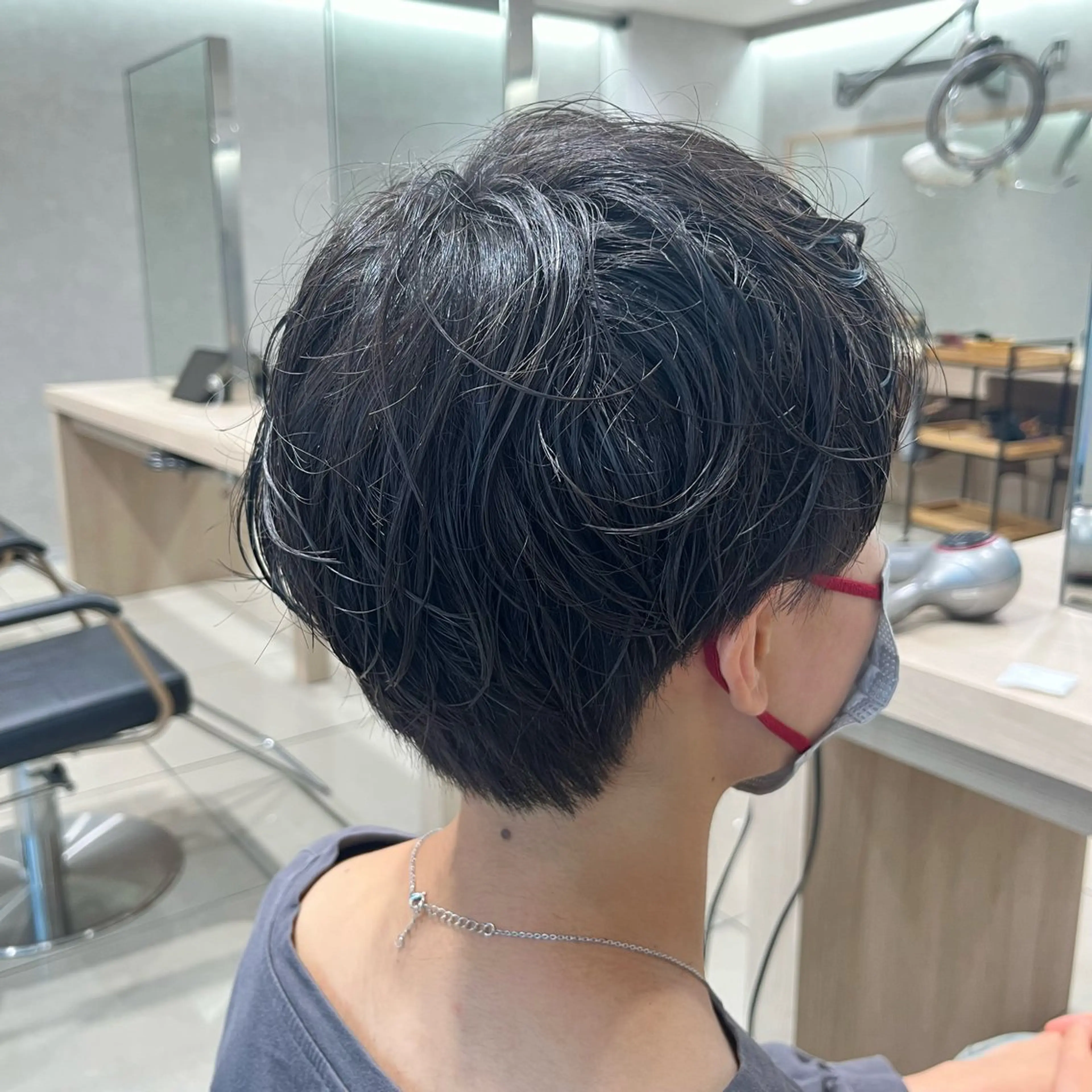 ショート パーマ ハンサムショート ショートヘア カット パーマ トリートメント 巖本 真希のヘアスタイル