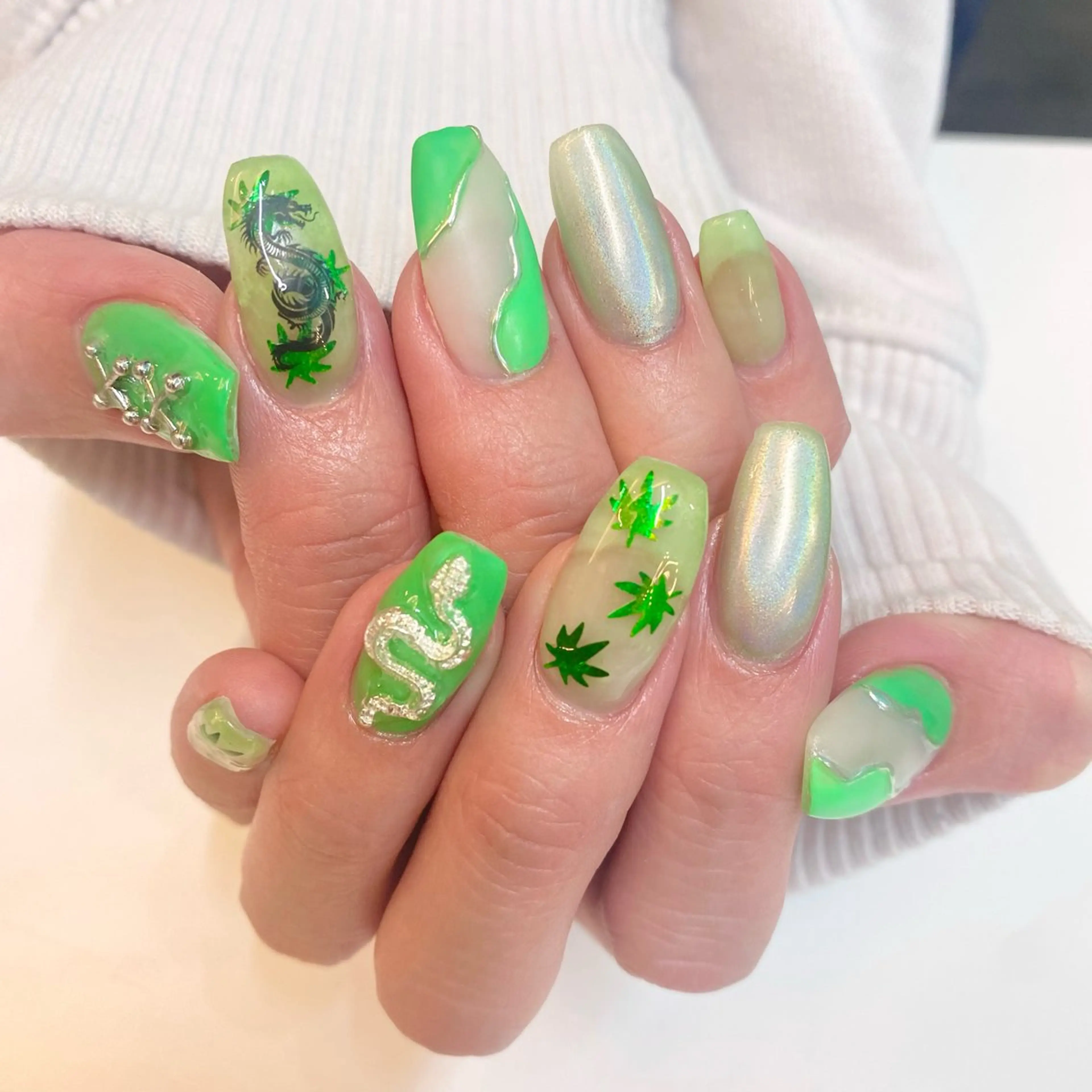 ネイル ハンドネイル Kira-ra所属・Kira-ra💎 KIRARIのネイルデザイン