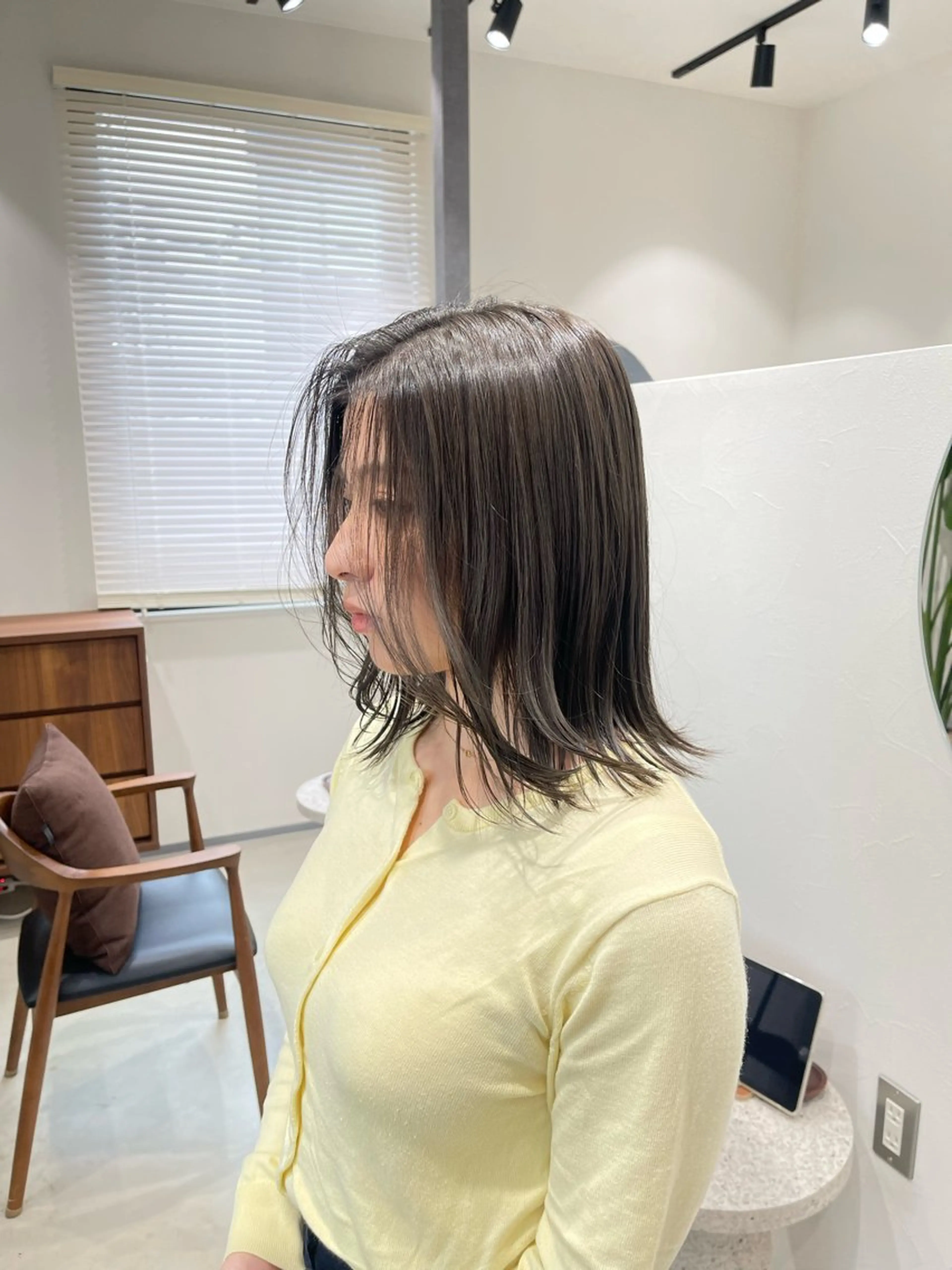 ミディアム カラー ベージュカラー ヘアカラー ボブ/レイヤー /河内温太のヘアスタイル