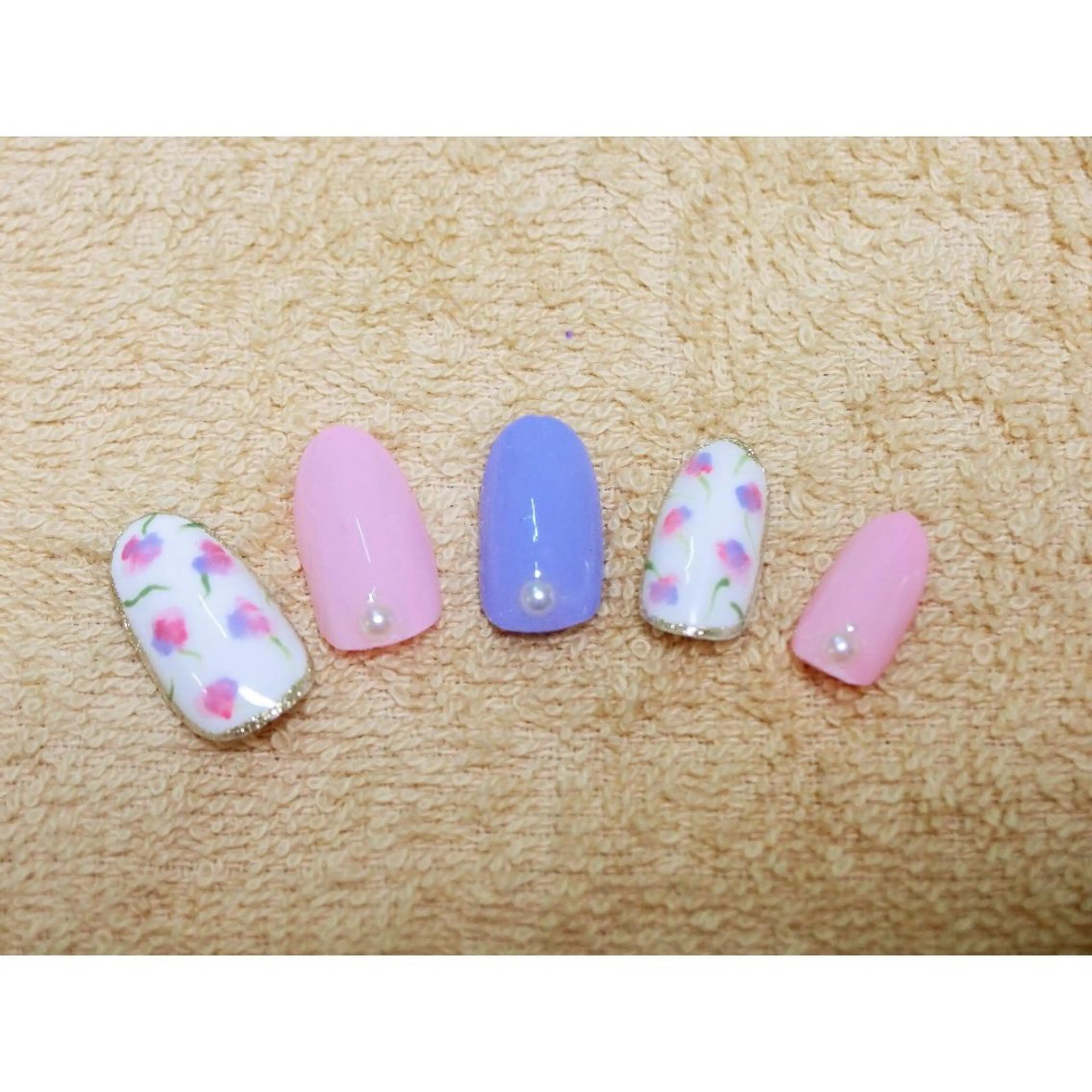 ネイル 痛ネイル/ワンホン/ フィルイン/長さだしのネイルデザイン