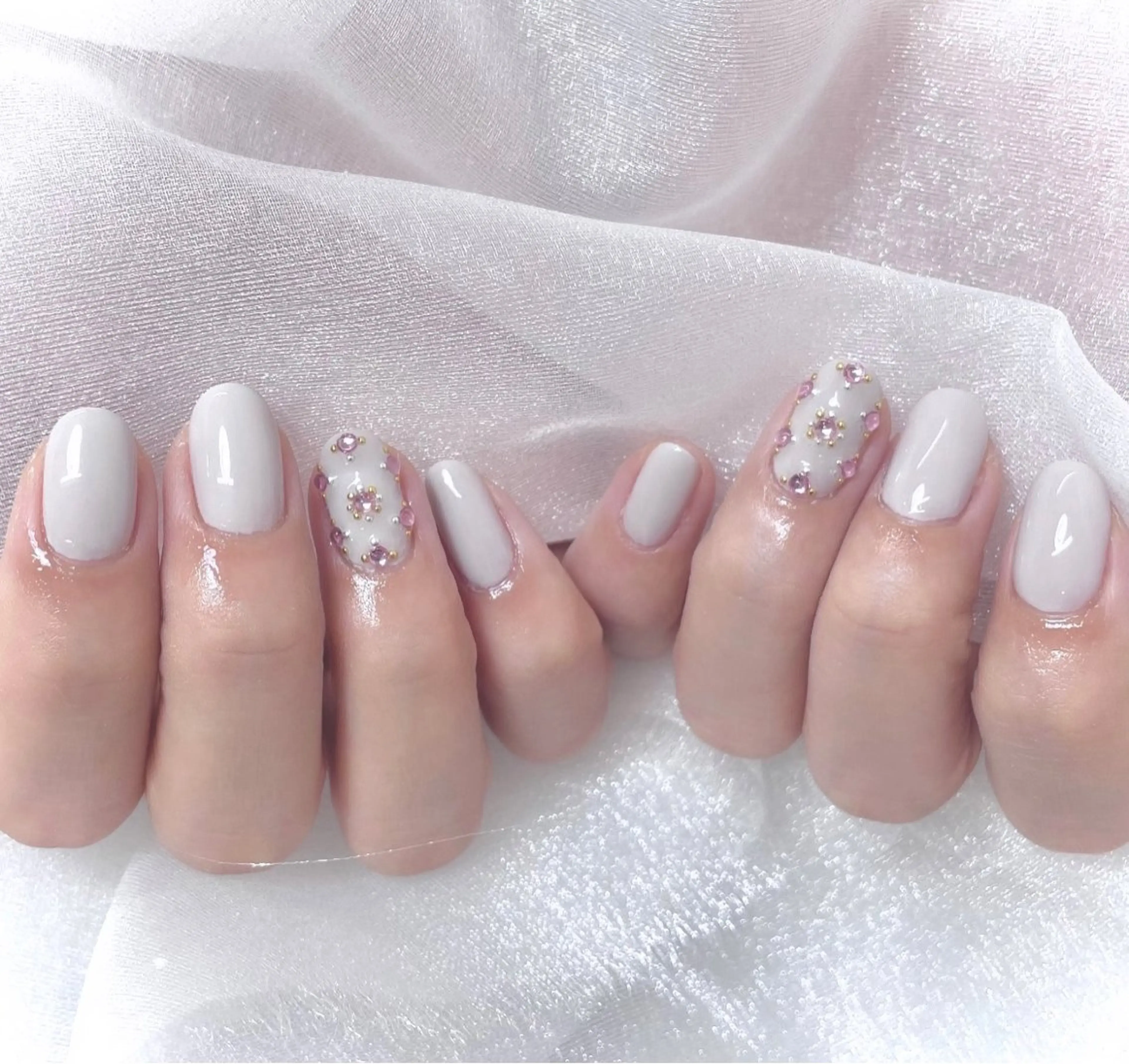 ネイル Nail salon s.k.所属・Nailist. emiのネイルデザイン