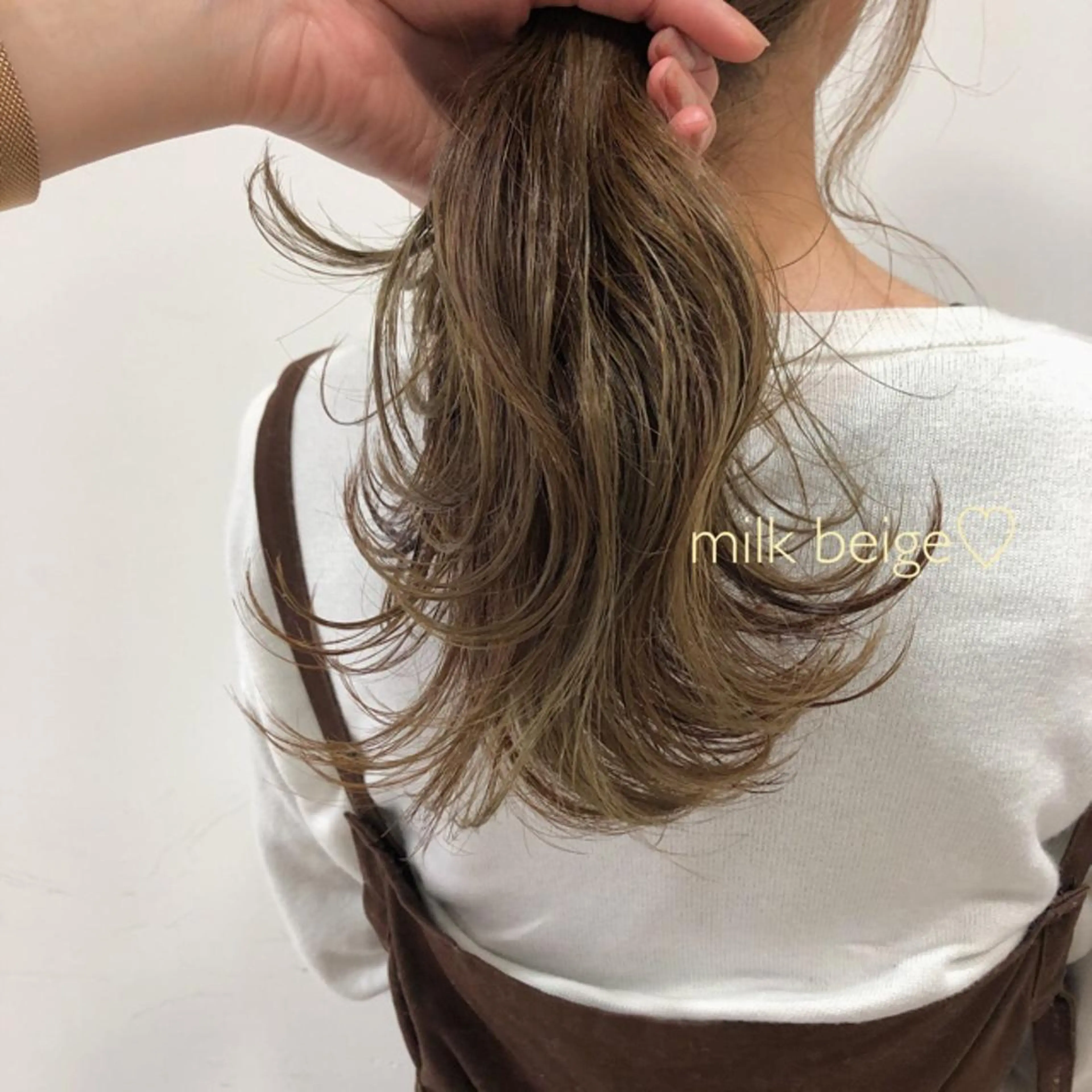 セミロング GLROW haruhiのヘアスタイル