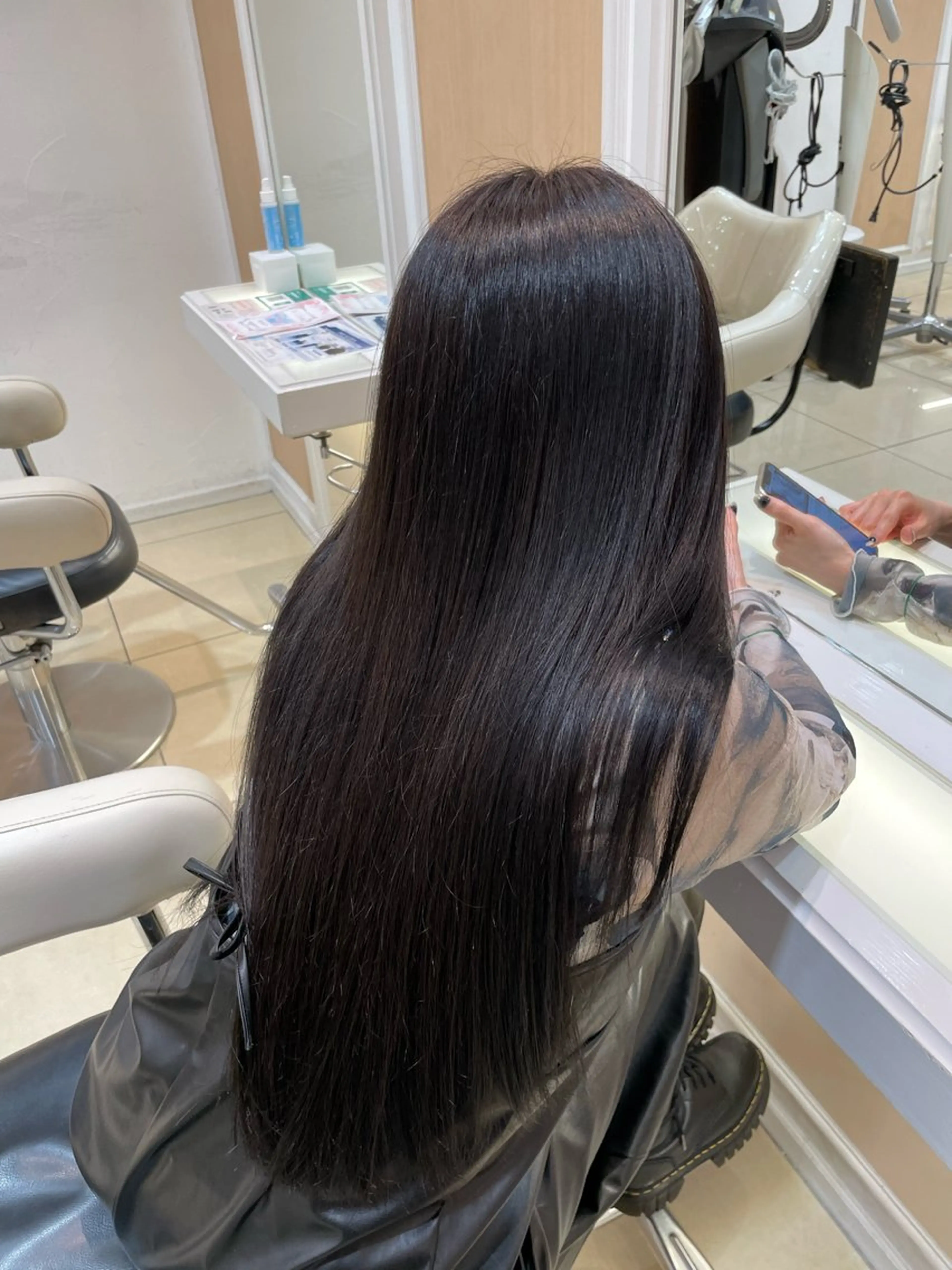 ロング カラー ✩𝐴𝑠ℎ 中目黒 浦野 遥‎✩*｡のヘアスタイル
