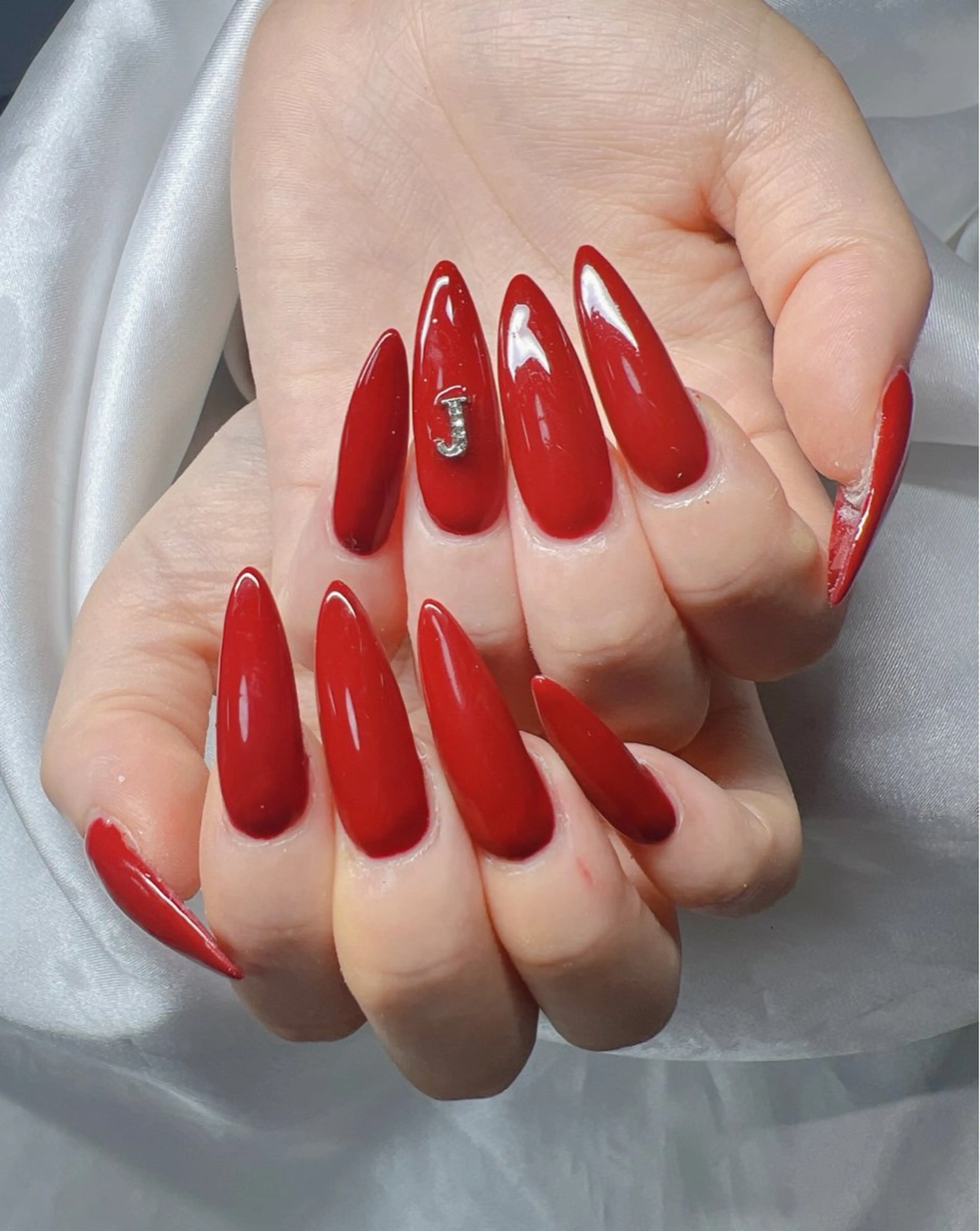 ネイル 長さ出し グラデーション 卒業式 キラキラネイル マグネットネイル ハンドネイル Lee Nailsのネイルデザイン