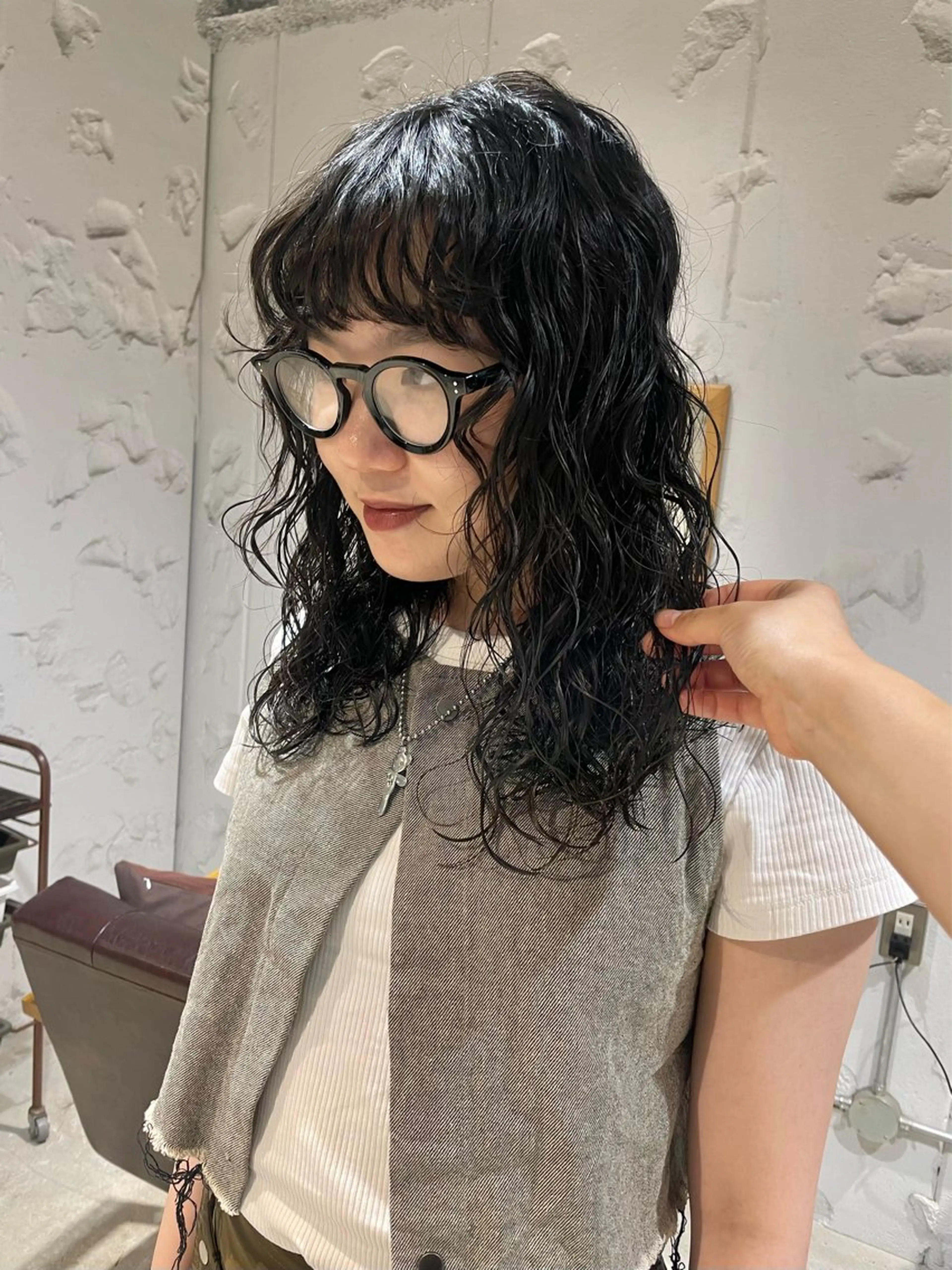 セミロング パーマ セミロングパーマ カット パーマ トリートメント レイヤー×初 パーマ|hinakoのヘアスタイル