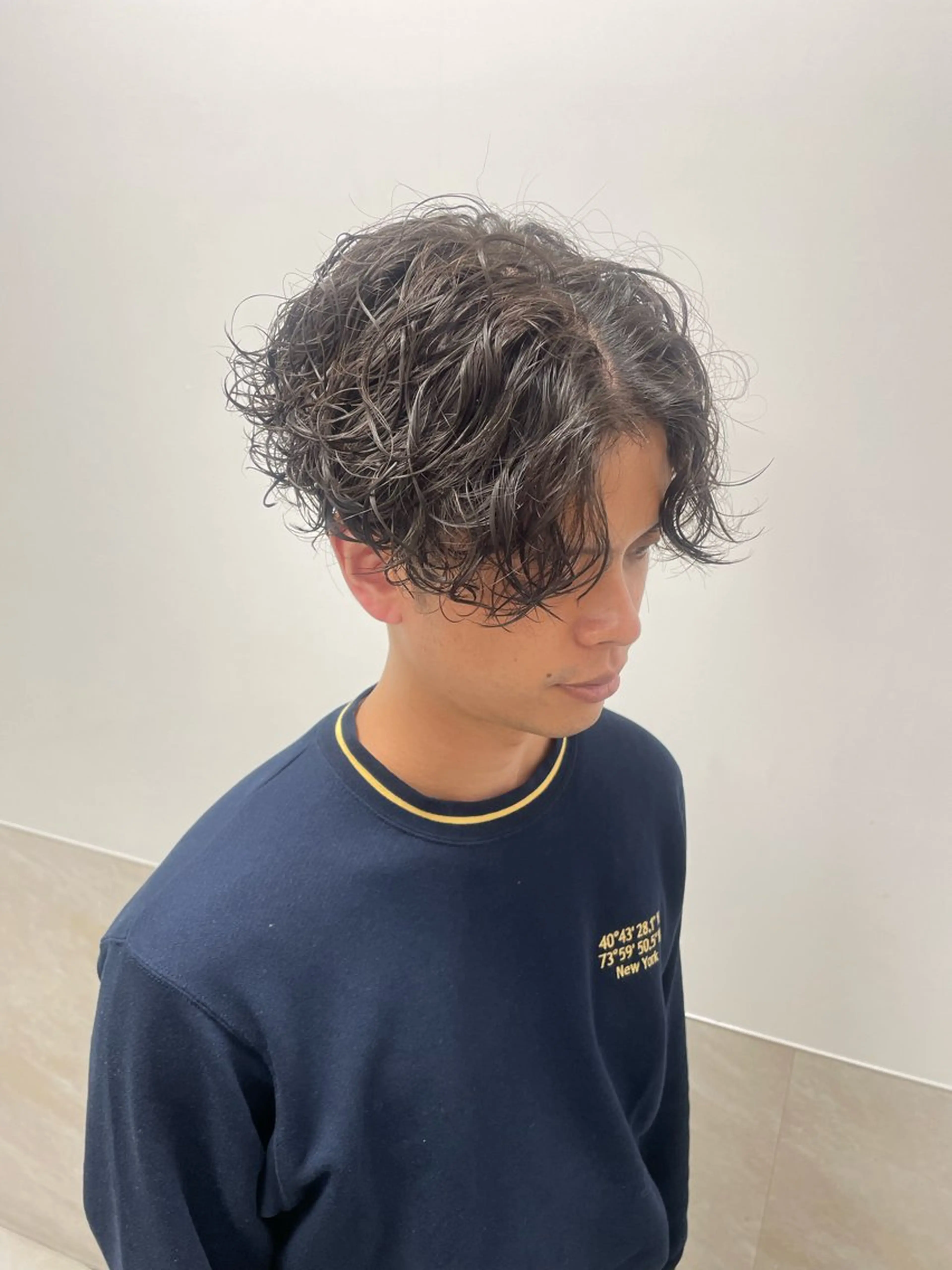 【12月前半限定】メンズカット+パーマ🌙ﾌｪｻﾞｰ,ｽﾊﾟｲﾗﾙ,波巻きAll Ok匂いが残りにくいパーマで快適😌の写真