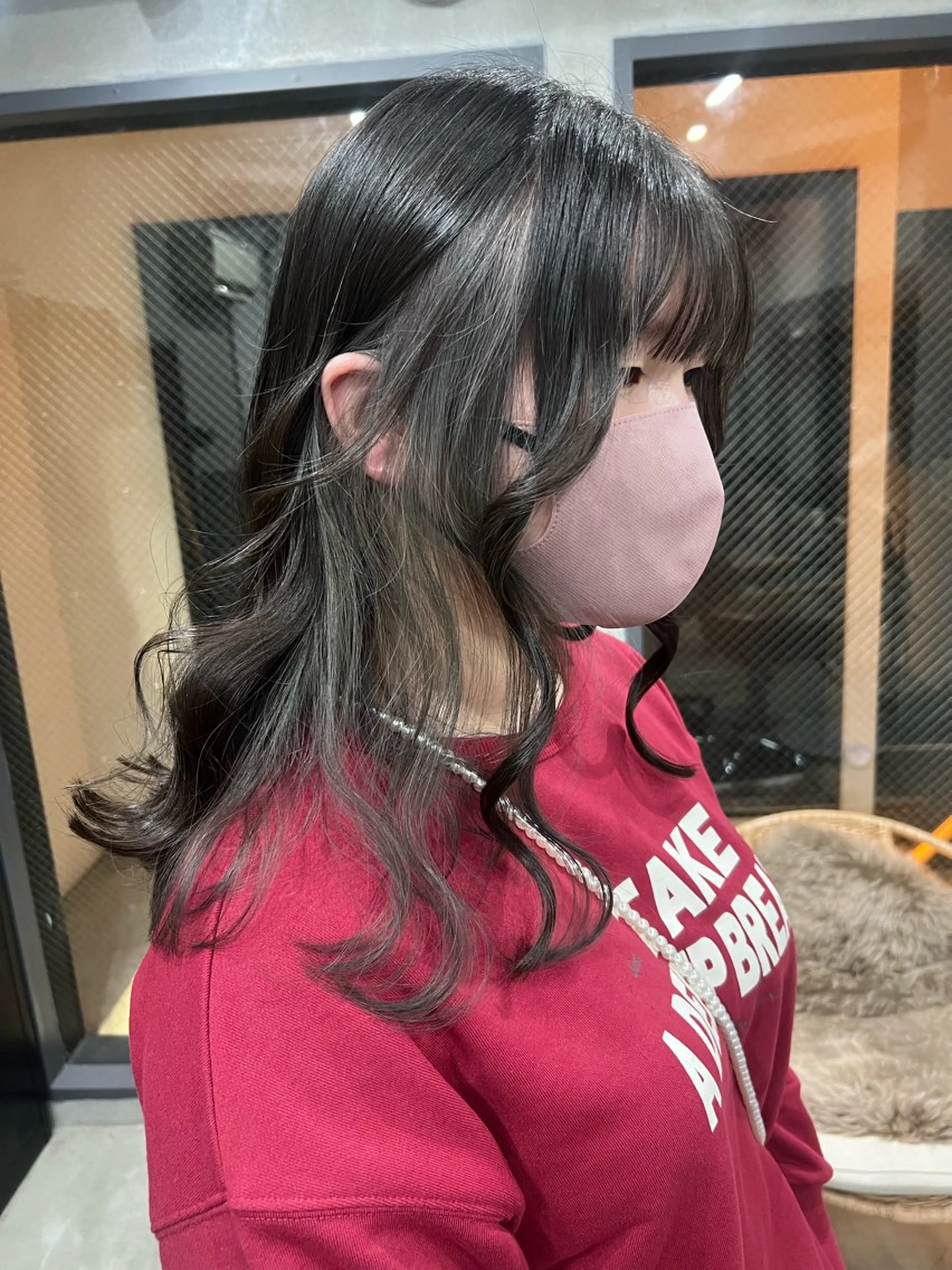 セミロング ヘアカラー maya レイヤーカットのヘアスタイル