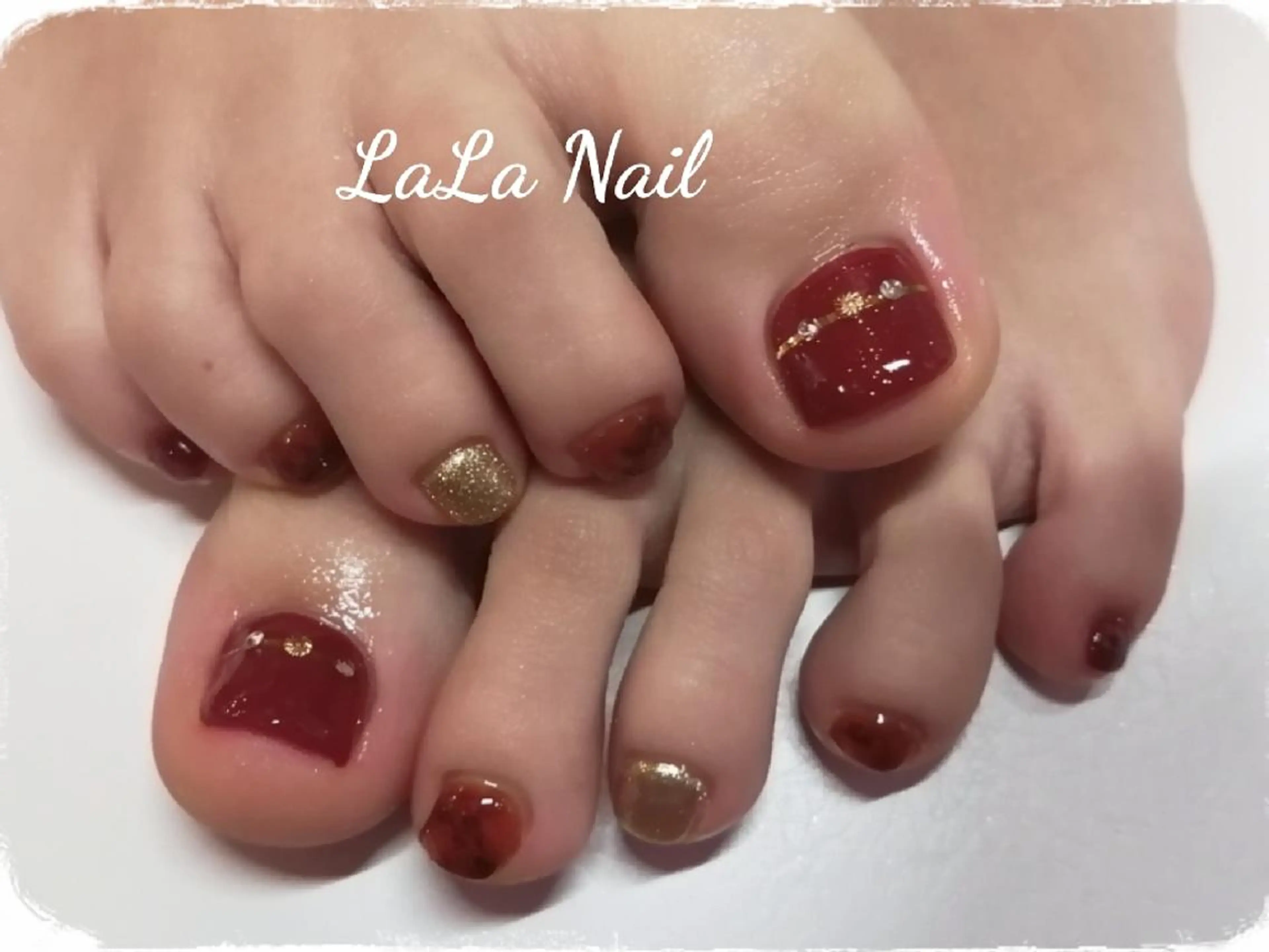 ネイル べっ甲ネイル ボルドー フットネイル LaLa Nail所属・LaLa Nailのネイルデザイン