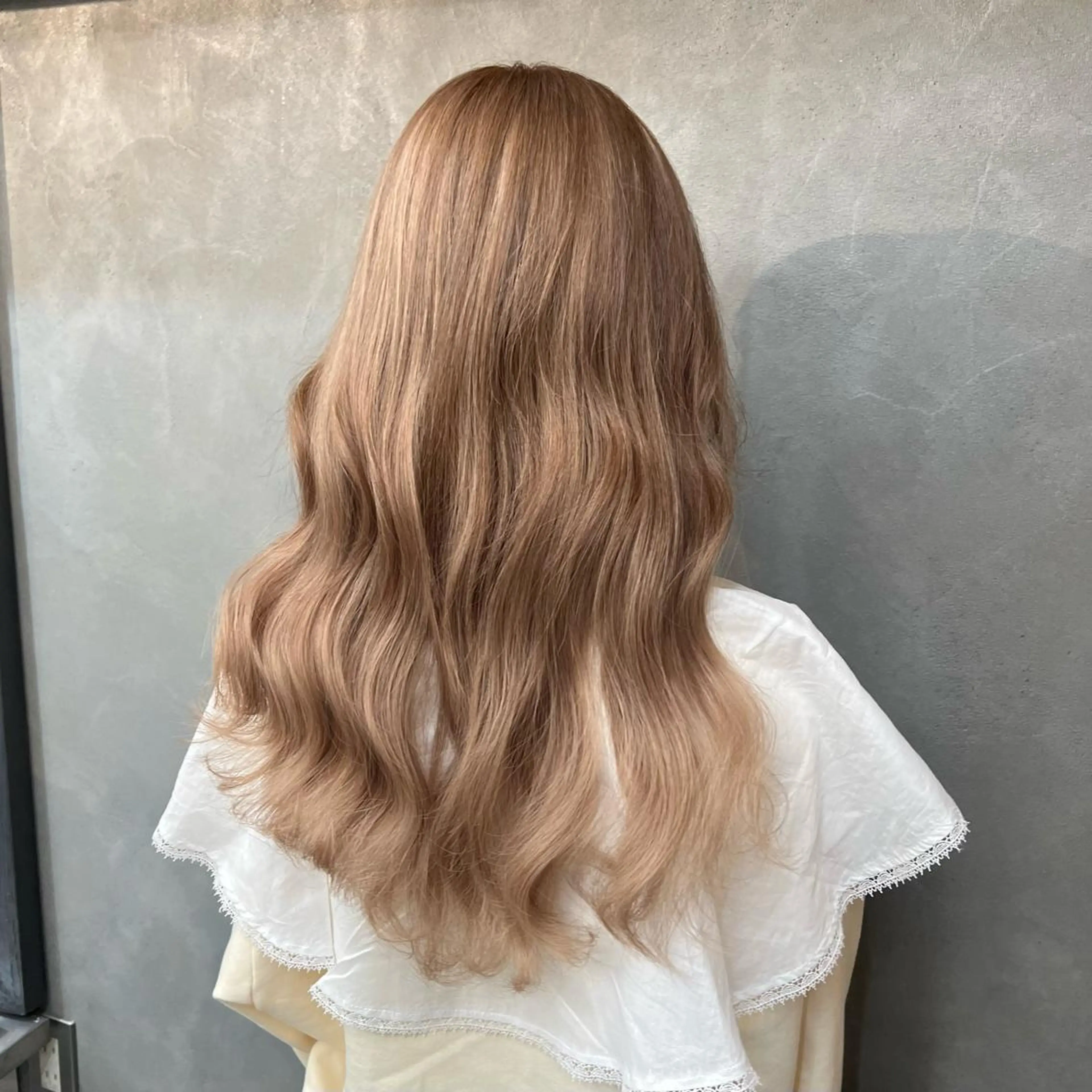 セミロング ❤️🔥シールエク +カラー京❤️🔥のヘアスタイル