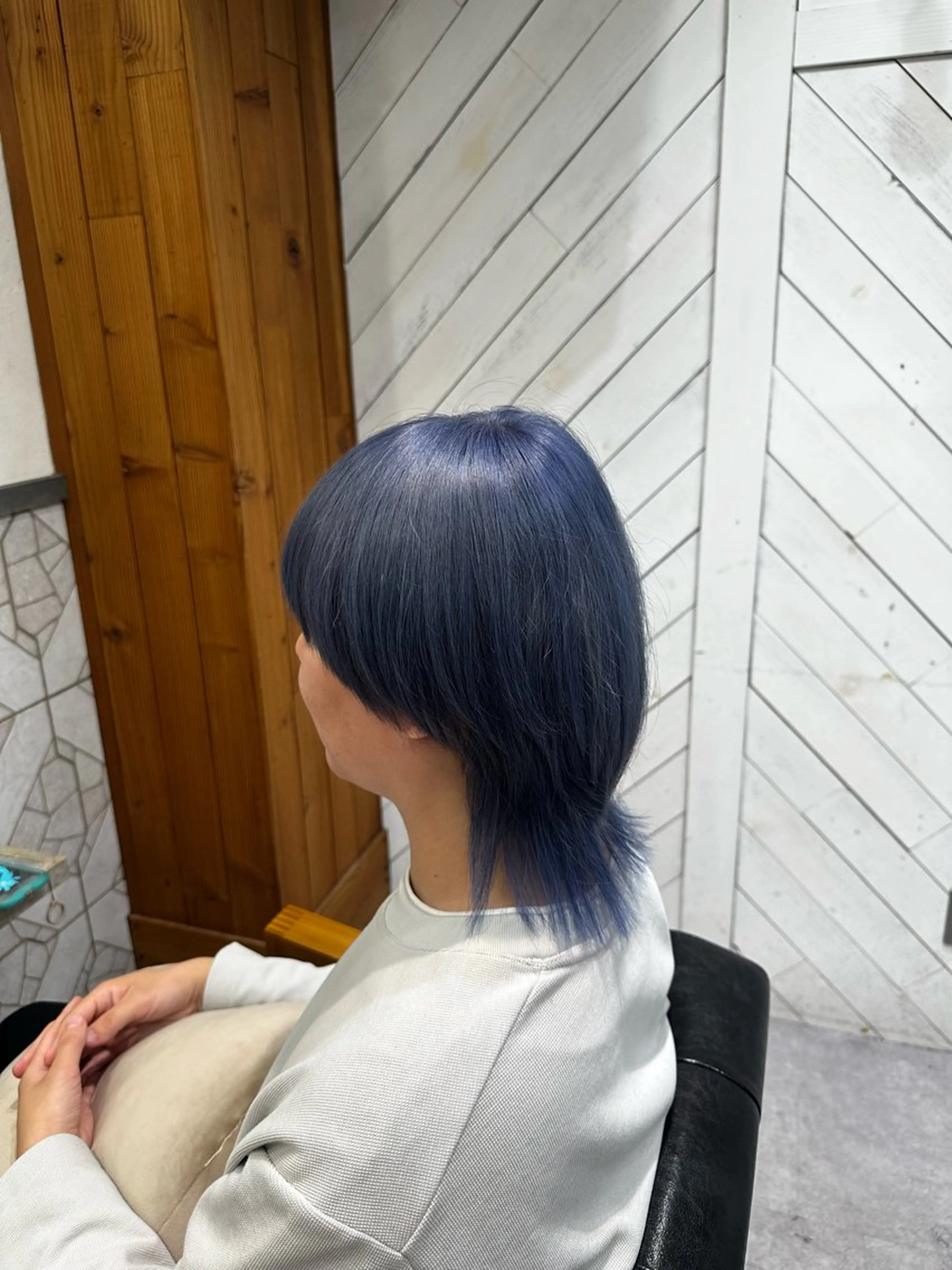 ミディアム ウルフカット カット ヘアカラー トリートメント JOS所属・上野髪質改善サロン ✂︎touiのヘアスタイル