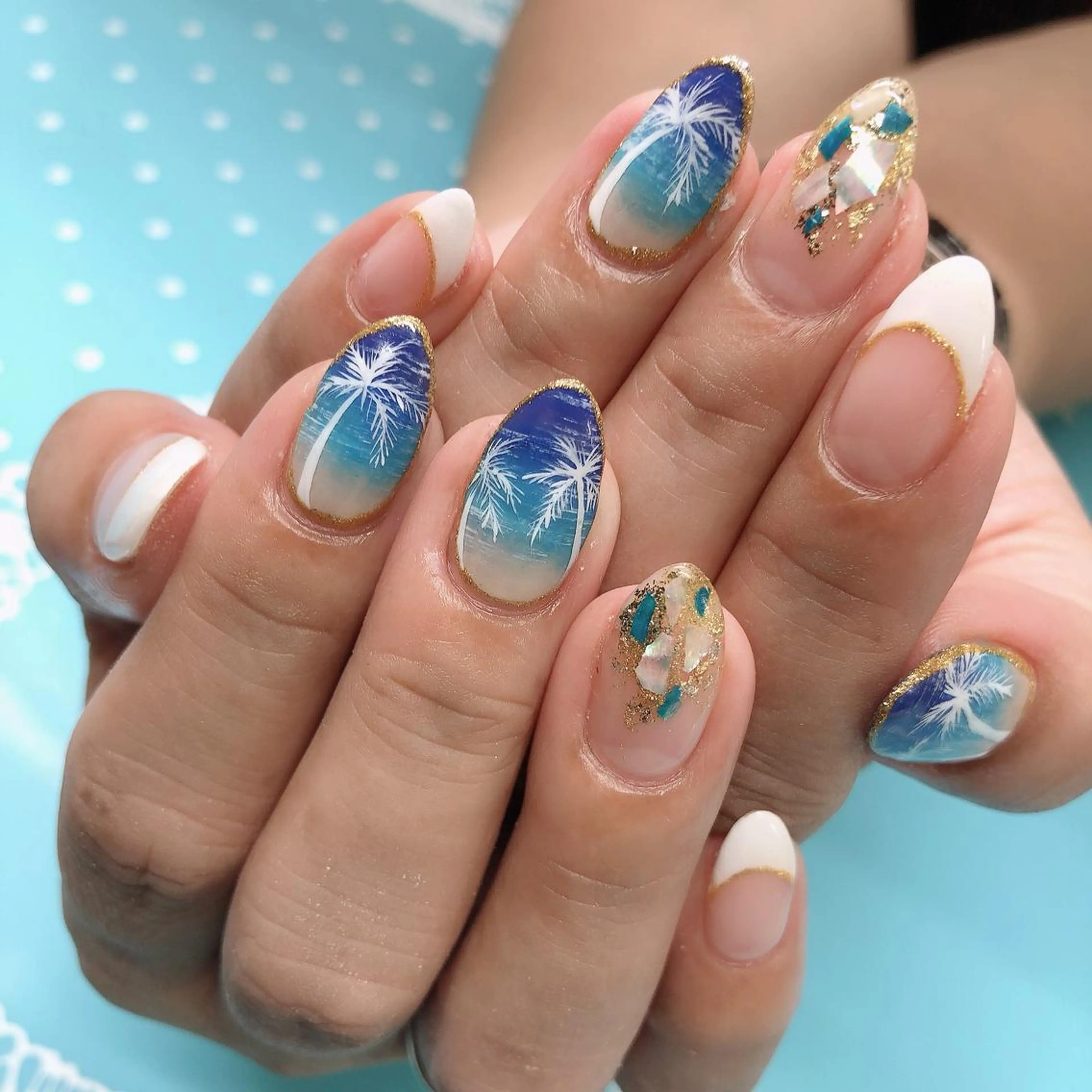 ネイル Luccica nailのネイルデザイン