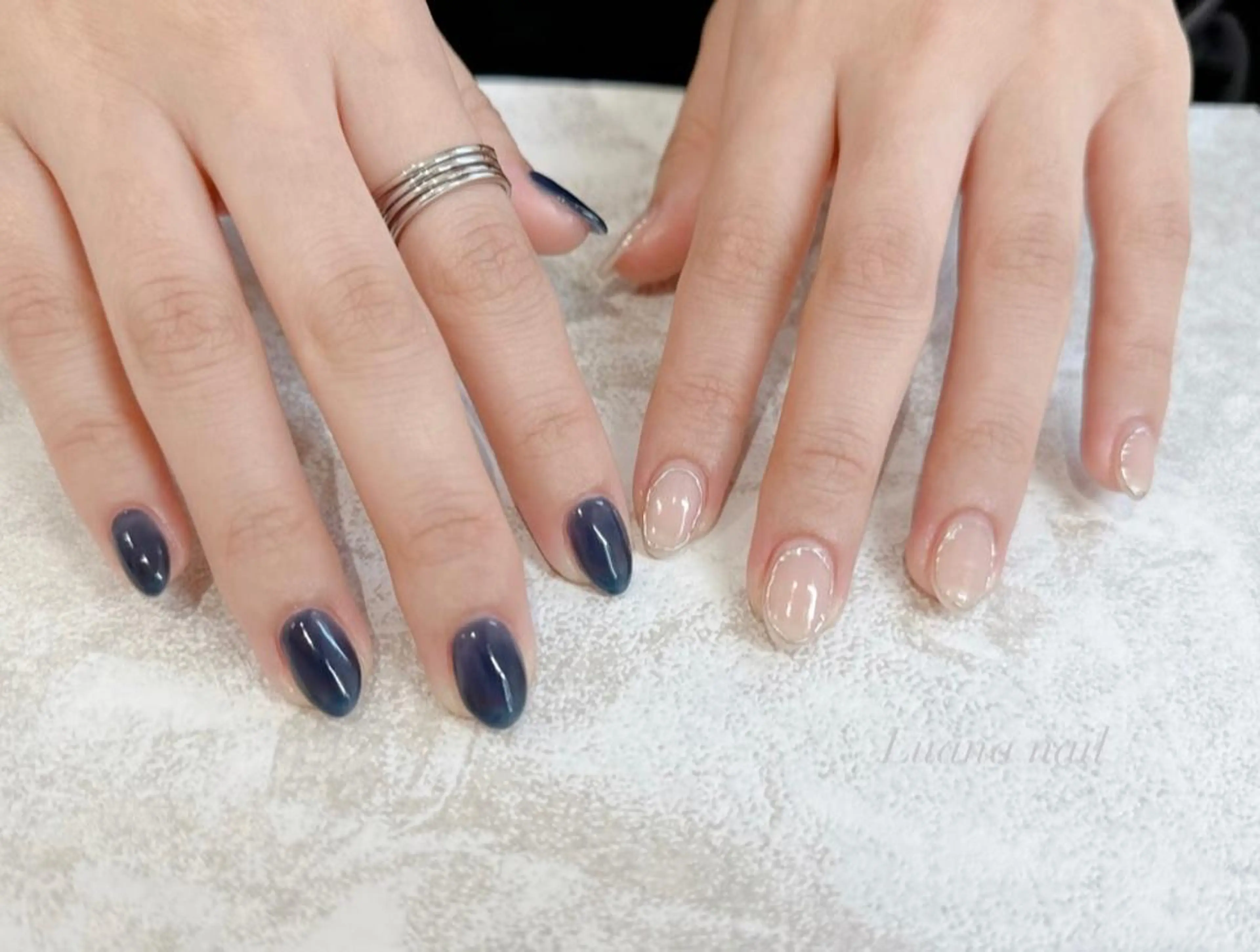 ミディアム ネイル クリアネイル ミラーネイル ネイビー 夏ネイル Luana nail (ルアナネイル)のネイルデザイン