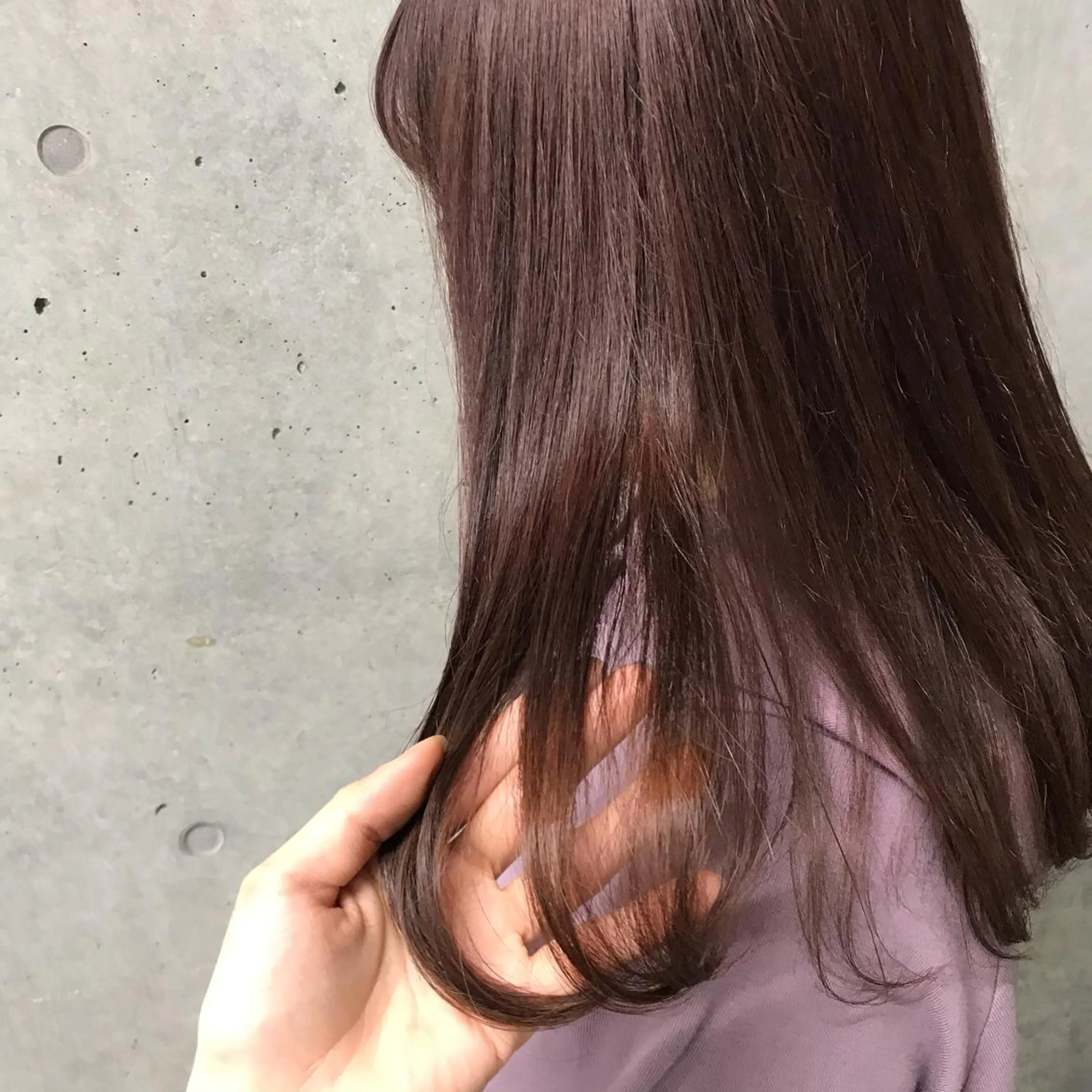 セミロング 横山 奈央のヘアスタイル