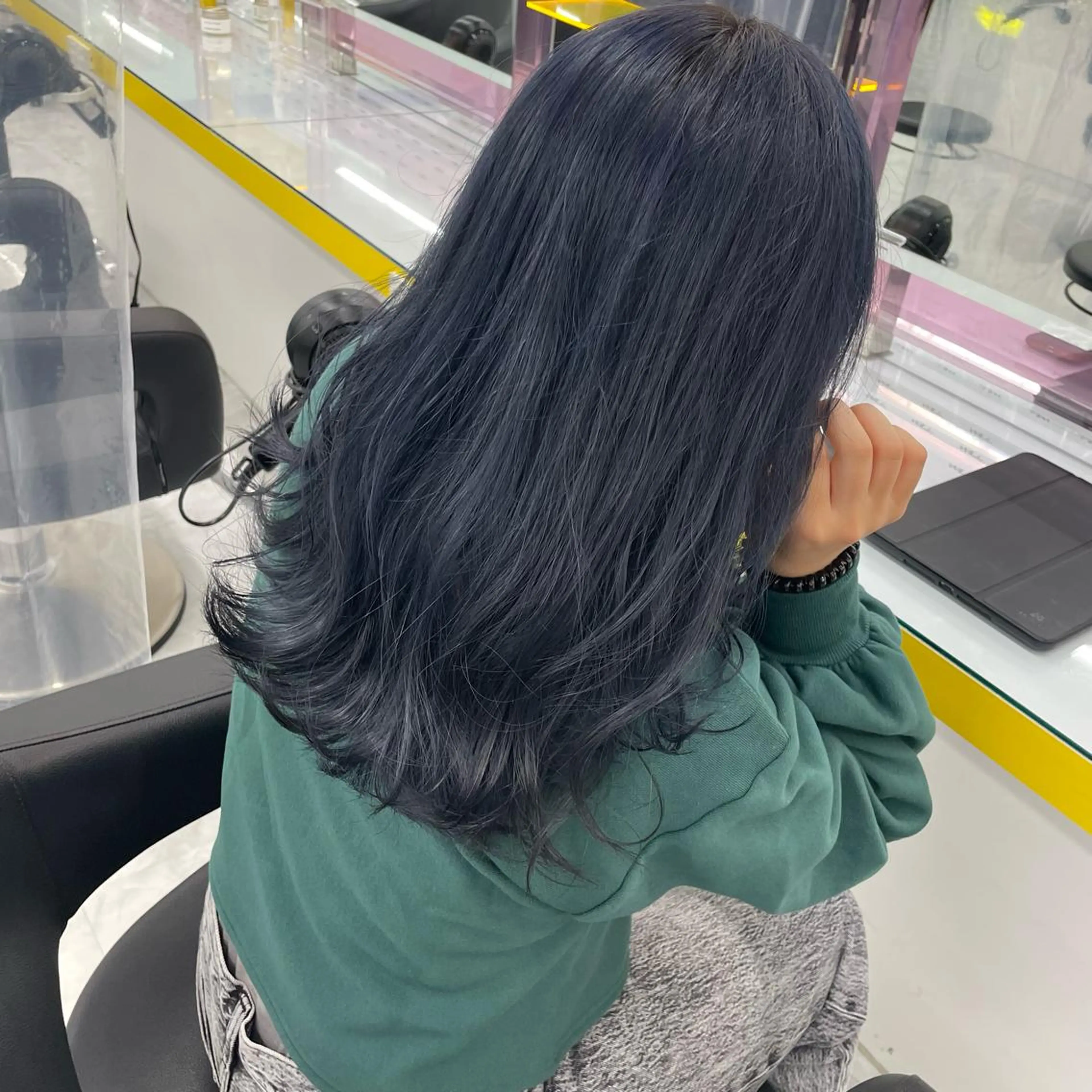 ミディアム カラー パーマ ヘアアレンジ メンズ ヘアカラー トリートメント ヘッドスパ ヘアセット 💜寒色特化 門脇誠弥💜のヘアスタイル
