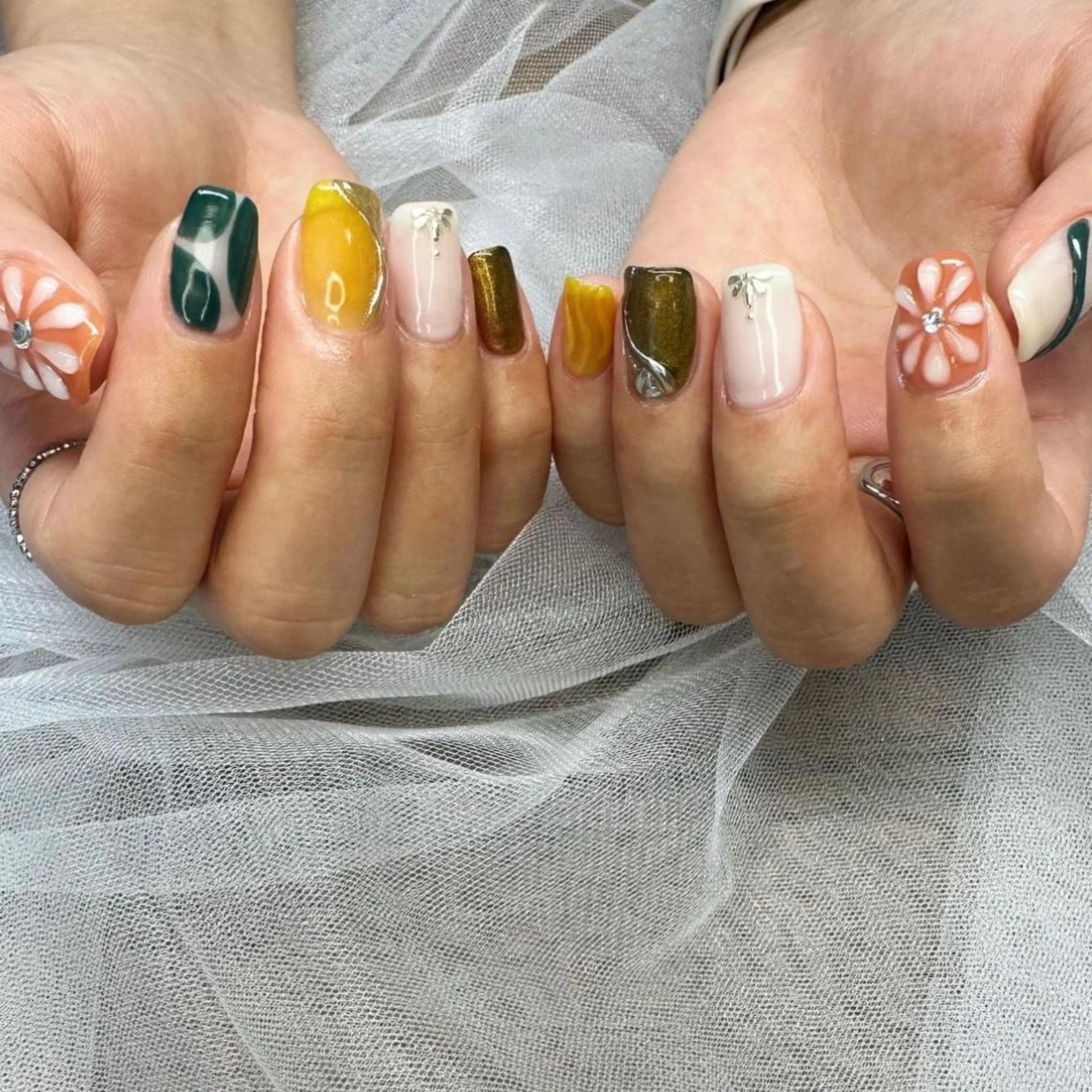 ネイル クリアネイル フラワーネイル 氷ネイル・うるうるネイル 韓国ネイル ロングネイル 🪞KAPE NAIL 🪞のネイルデザイン