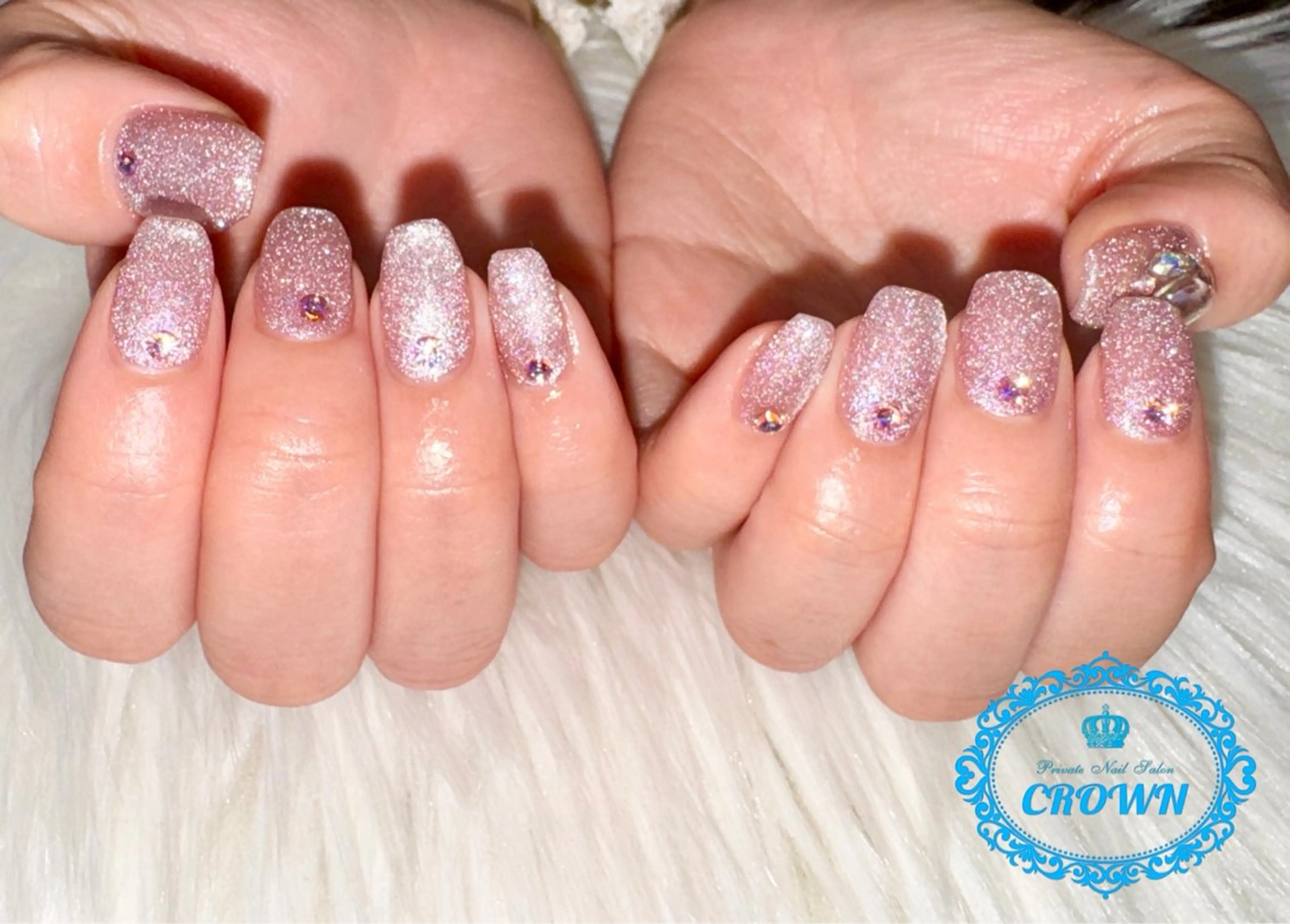 ネイル CROWN プライベートサロンのネイルデザイン