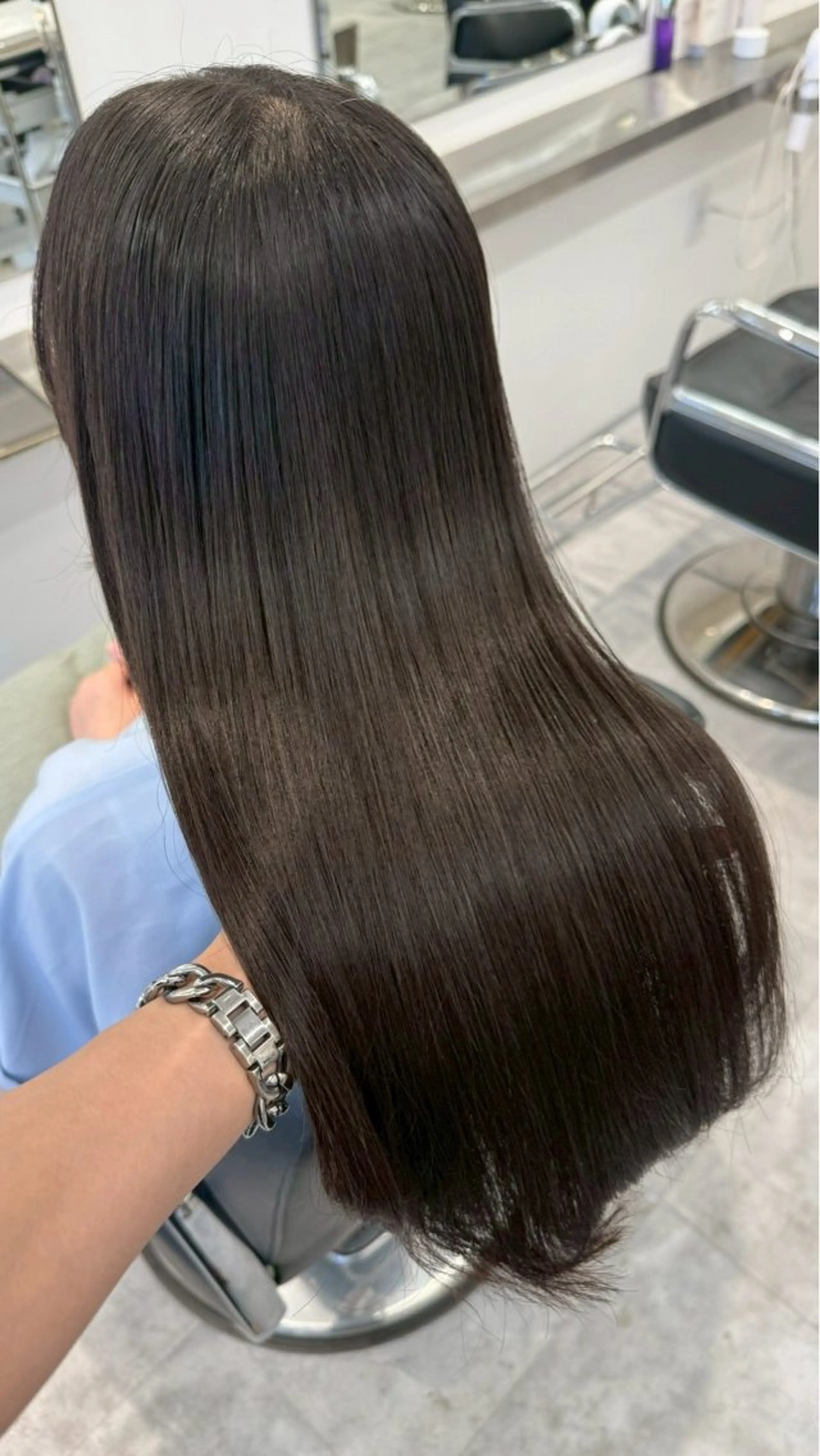 ロング カラー ParveMix 岡本えりかのヘアスタイル