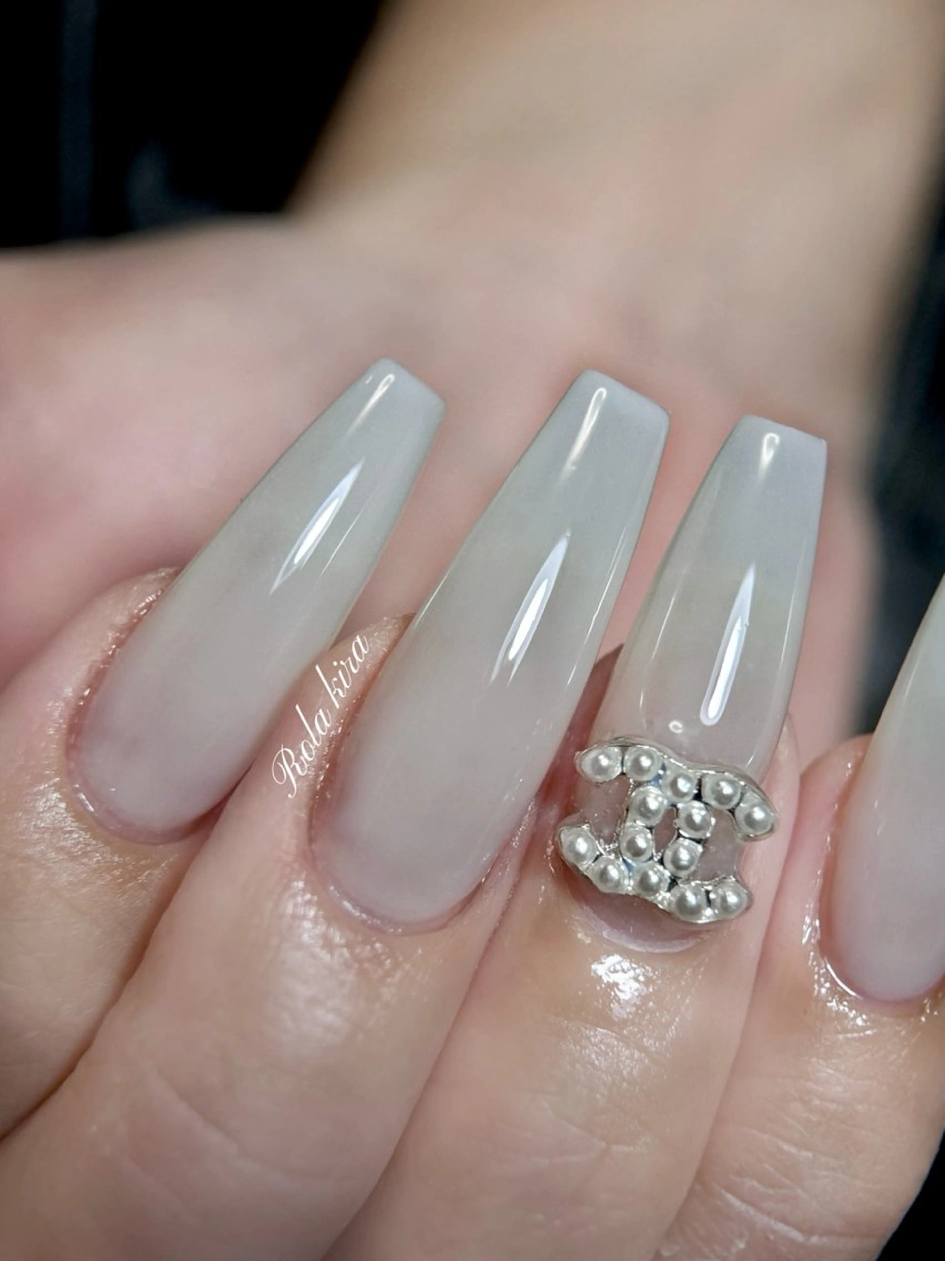 ロング 韓国風ヘア ハンドネイル Rola kira nail salon所属・Rola kira 麗のネイルデザイン
