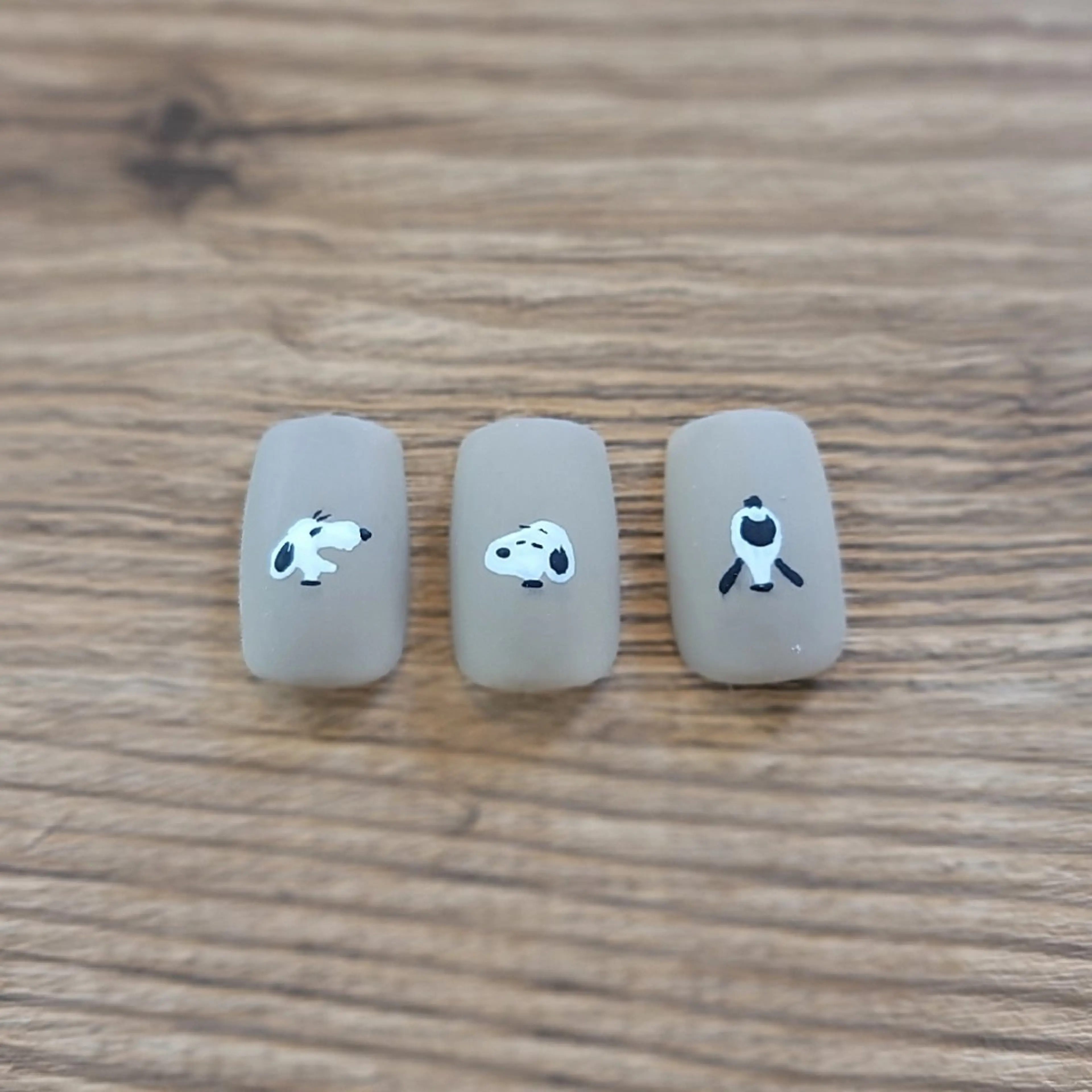 ネイル 🌲🌳🚪iiit o🌲🌳🌲のネイルデザイン