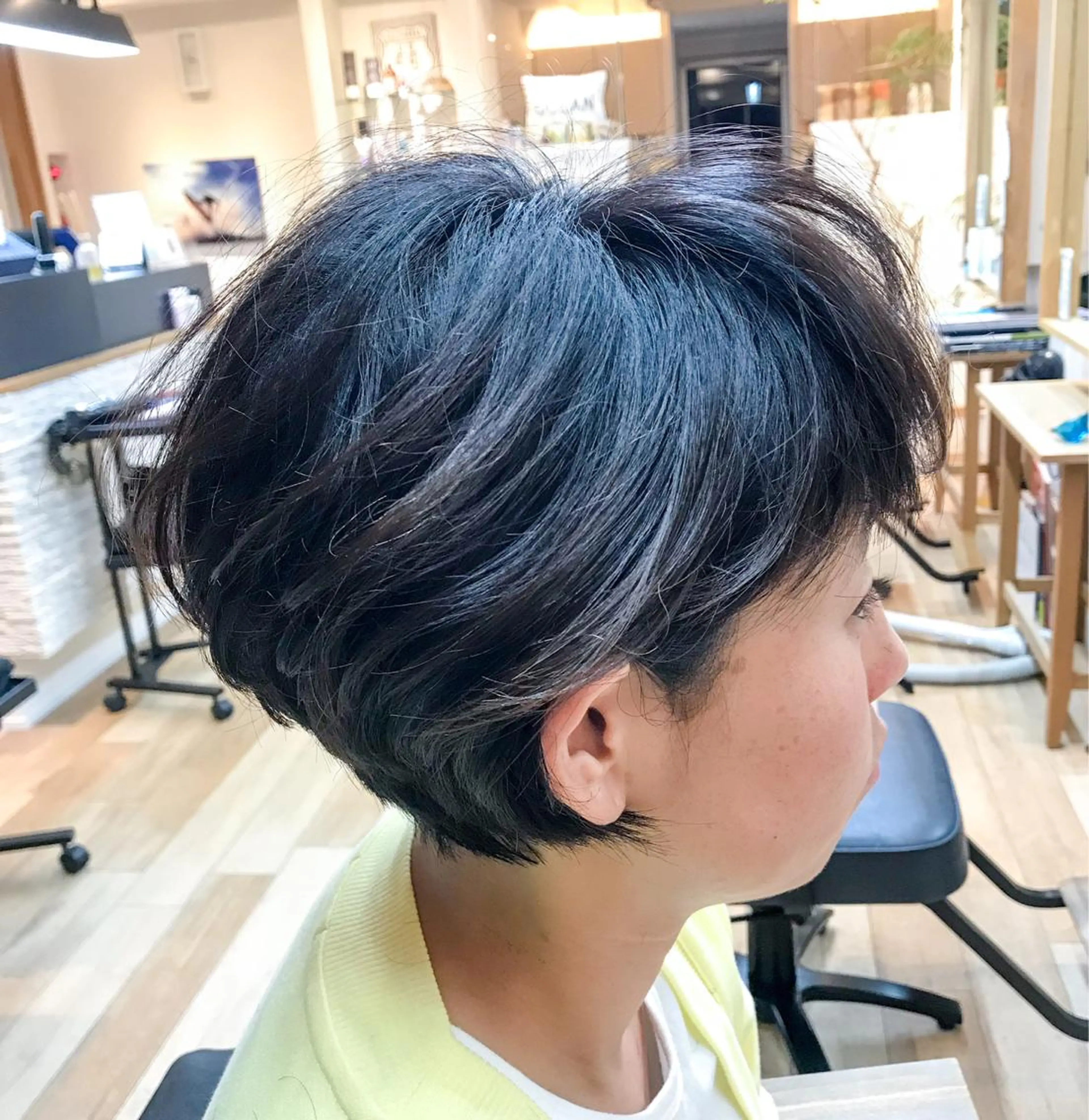 ショート カラー パーマ ショートヘア トップスタイリスト 藤原 純のヘアスタイル