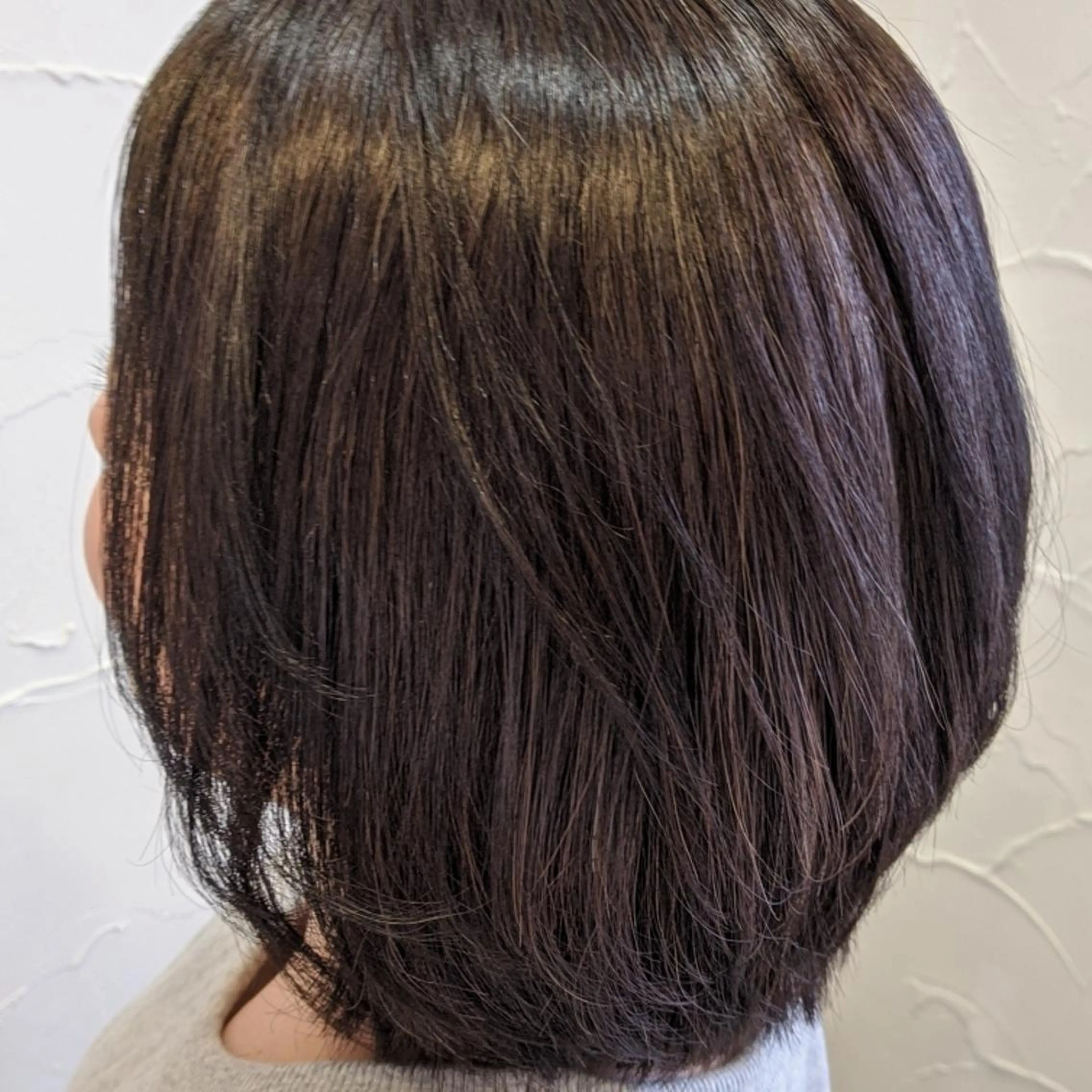 ミディアム 縮毛矯正 髪質改善アンブリーチ 店長みやけななのヘアスタイル
