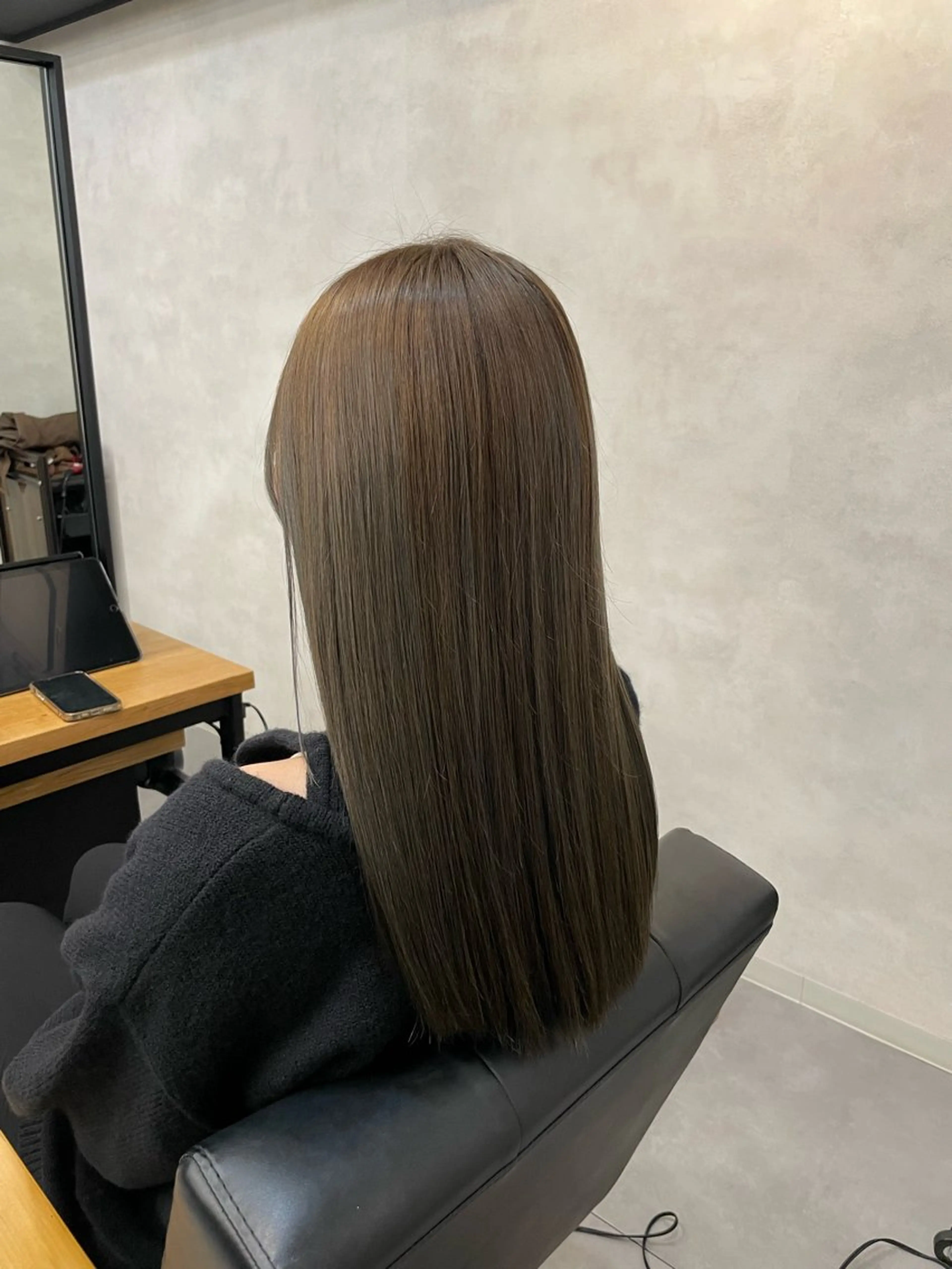 ロング カラー ブリーチ ヘアカラー トリートメント 今村 南穂のヘアスタイル