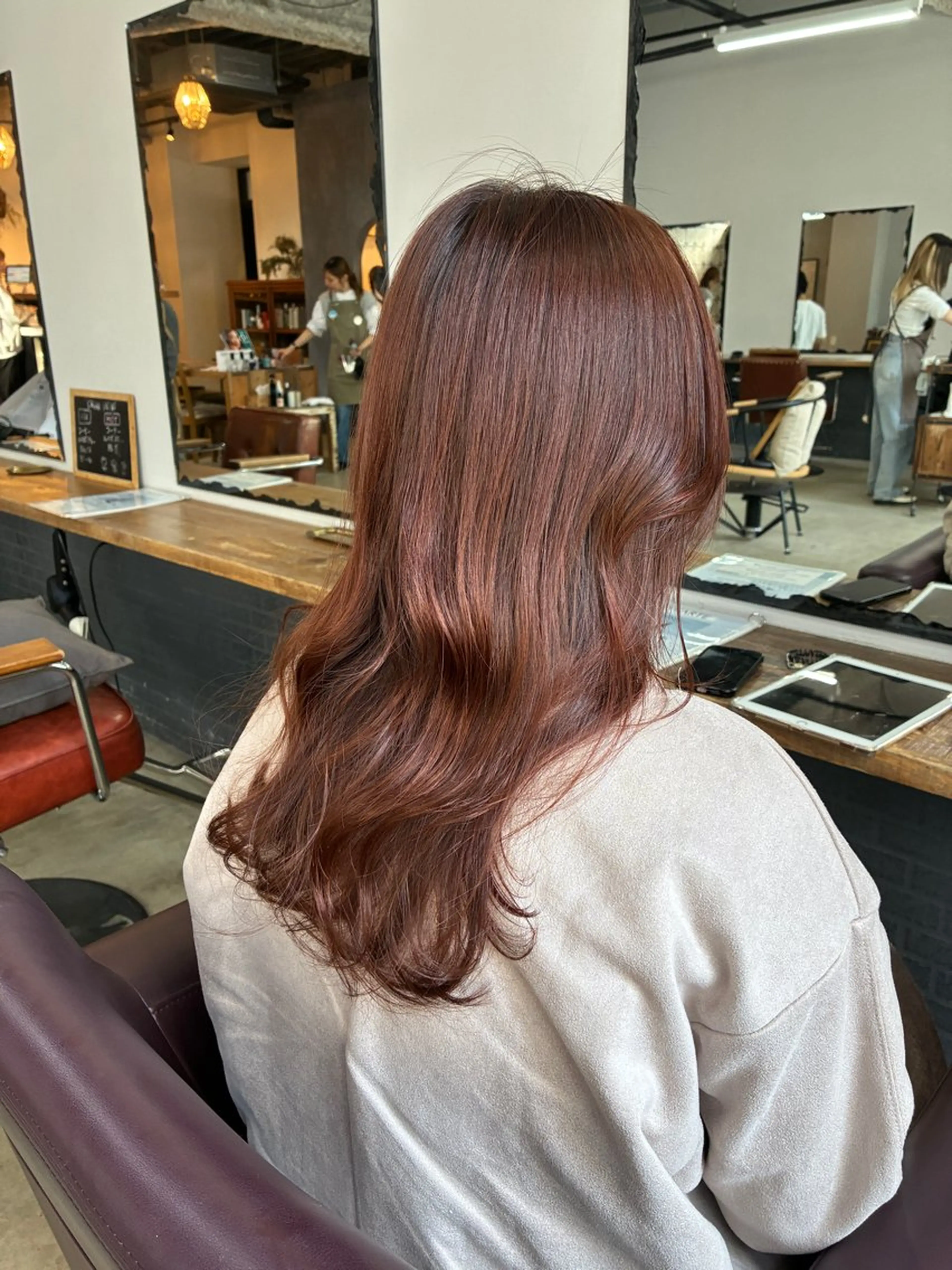 ミディアム カラー レイヤーカット カット ヘアカラー loty hair design所属・🫧髪質改善ヘア🫧 SEIRAのヘアスタイル