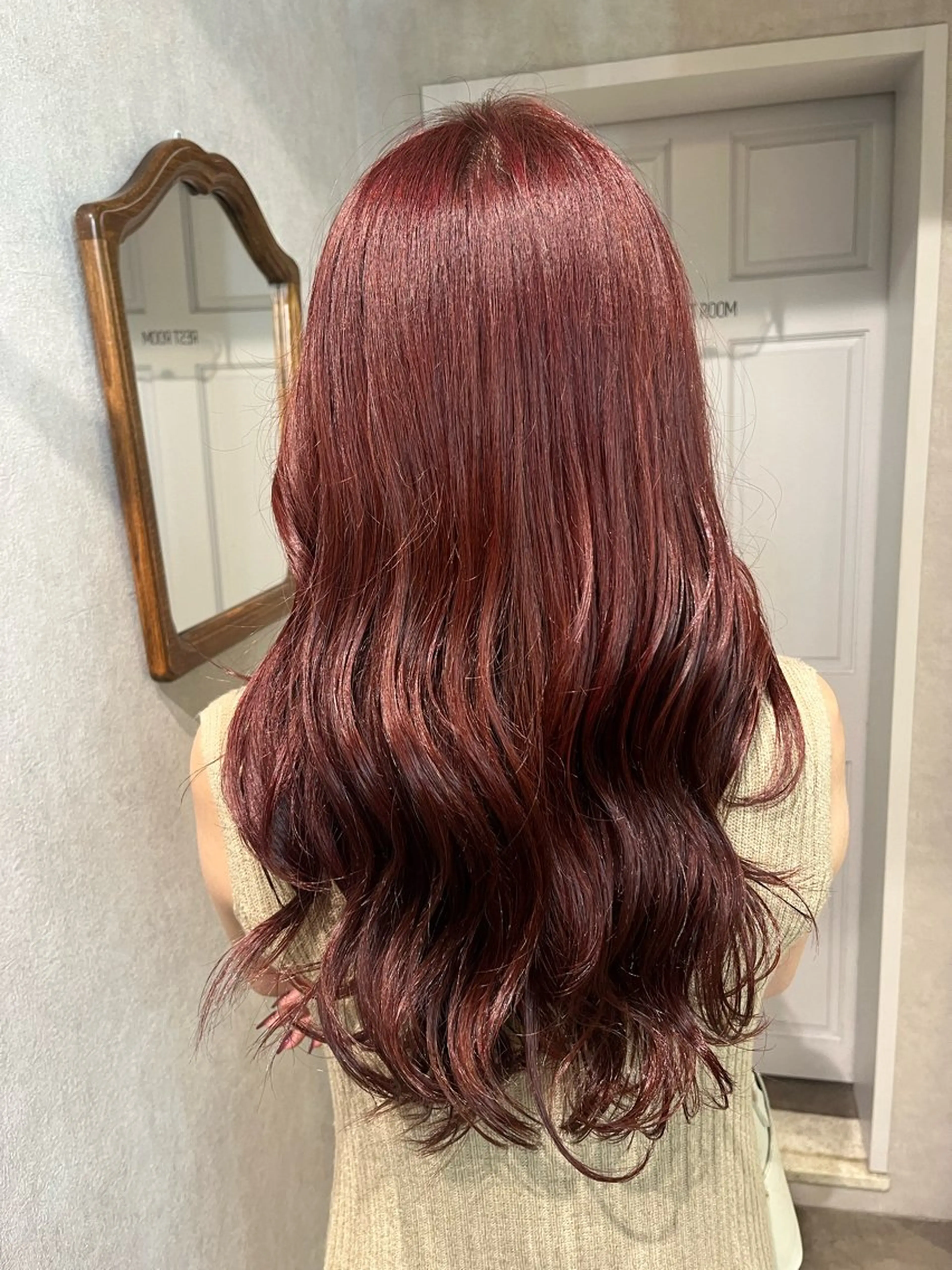 ロング カラー ダブルカラー イヤリングカラー ハイトーンカラー インナーカラー 顔周りカット ヘアカラー トリートメント 髪質改善&艶カラー/ ほんだあみ (♡)のヘアスタイル