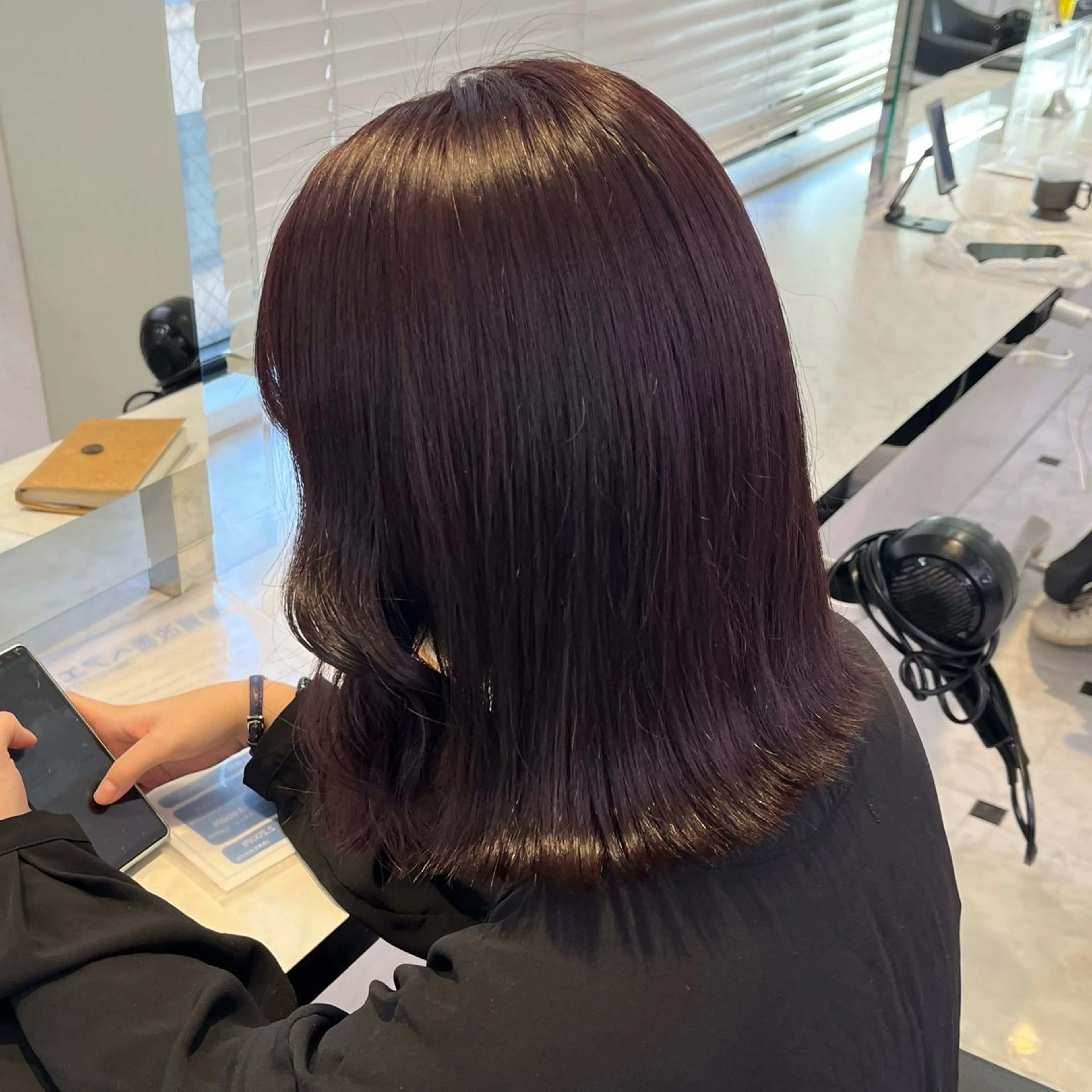 ミディアム カラー ヘアアレンジ ヘアカラー トリートメント ヘッドスパ ヘアセット 🍒透明感カラー🌨 🥕ハイトーンカラーのヘアスタイル