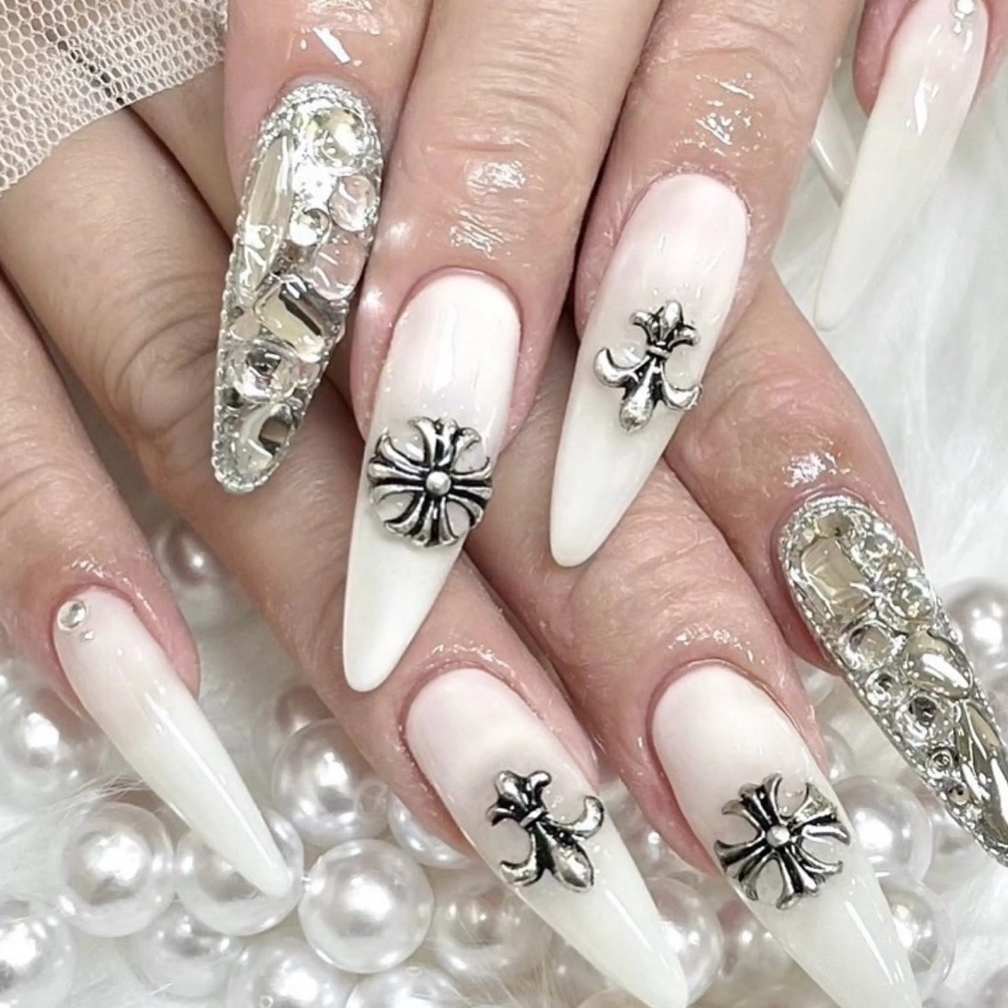 ネイル ハンドネイル Max nail&eyeのネイルデザイン