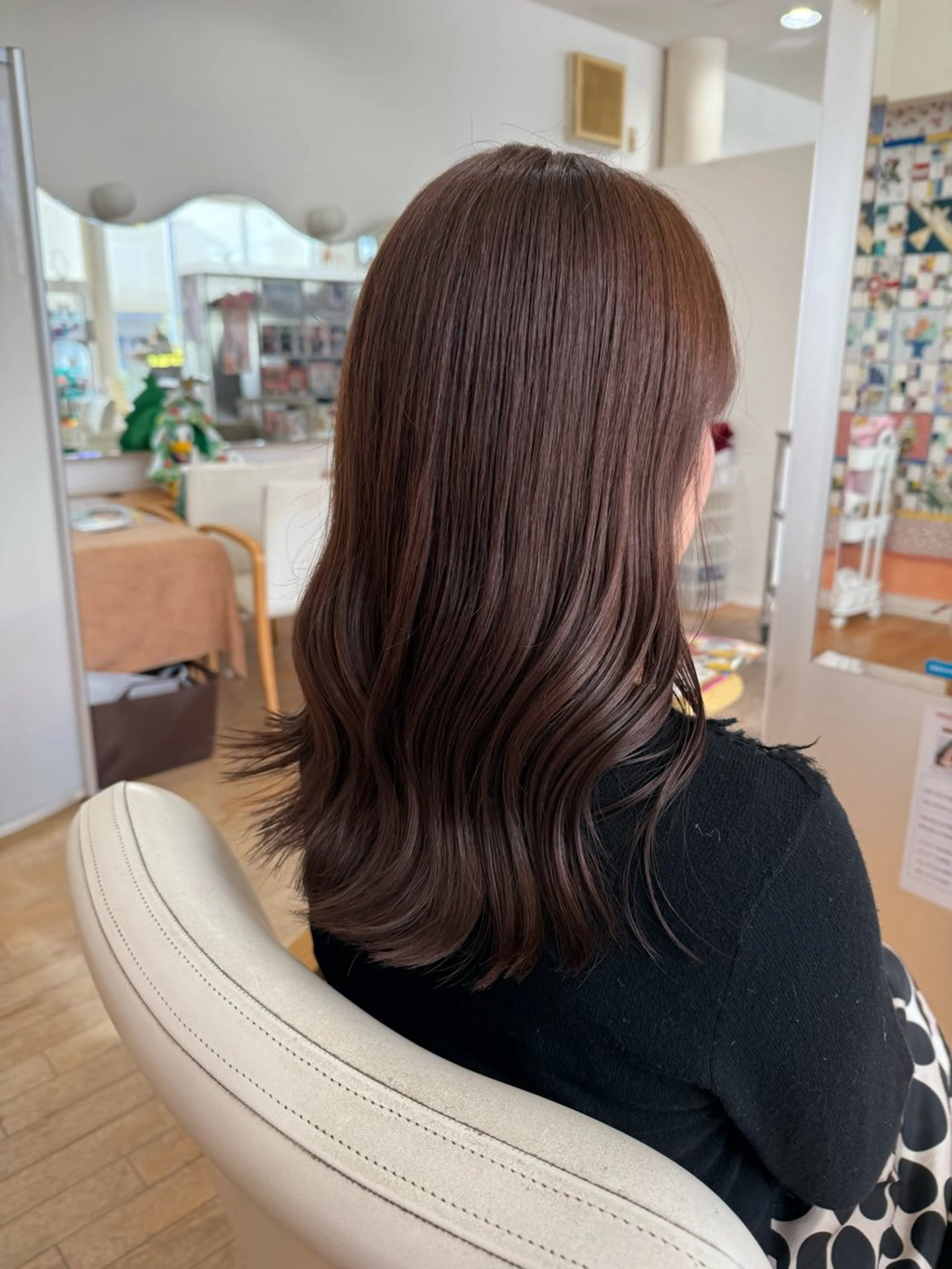 カラー 山本 瑠華のヘアスタイル
